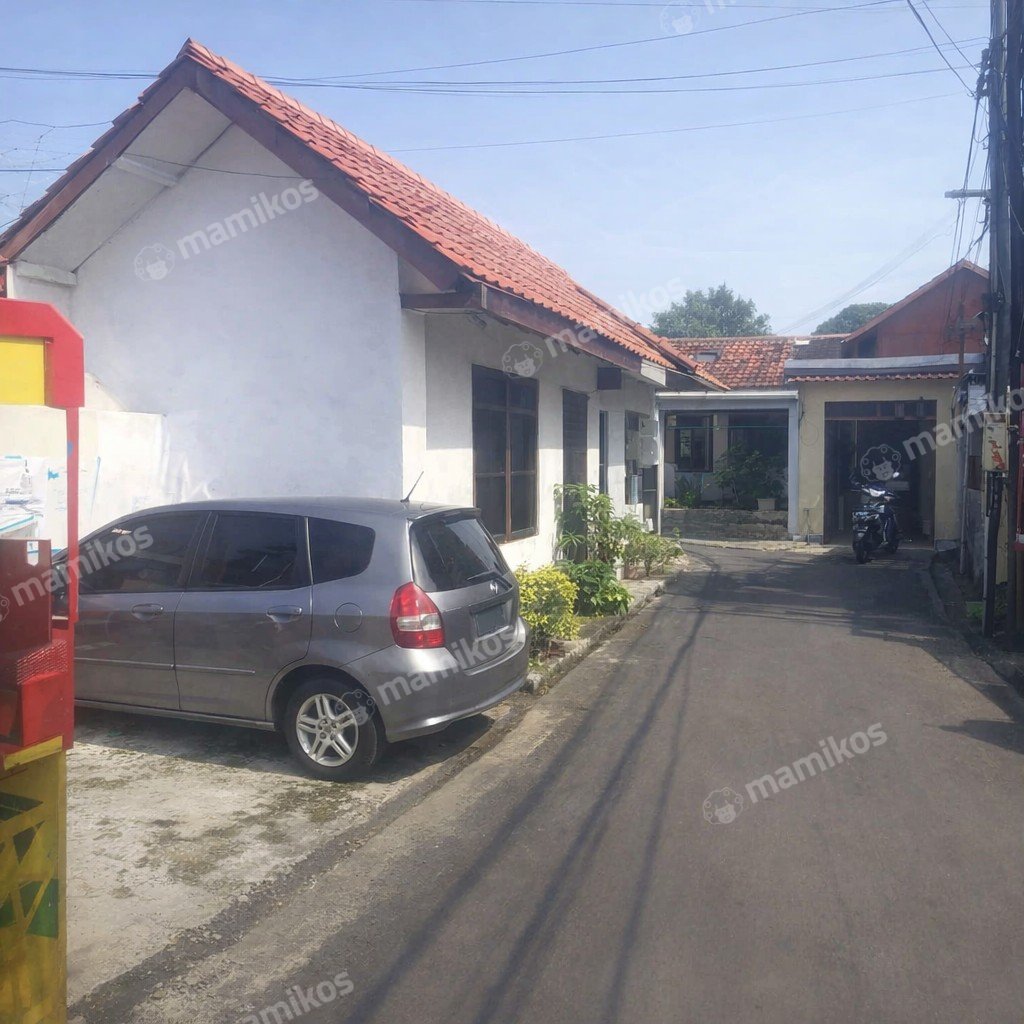 Rumah Sertifikat SHM 2 Kamar Tidur 2 Kamar Mandi Kebon Jeruk Jakarta Barat - Photo 3