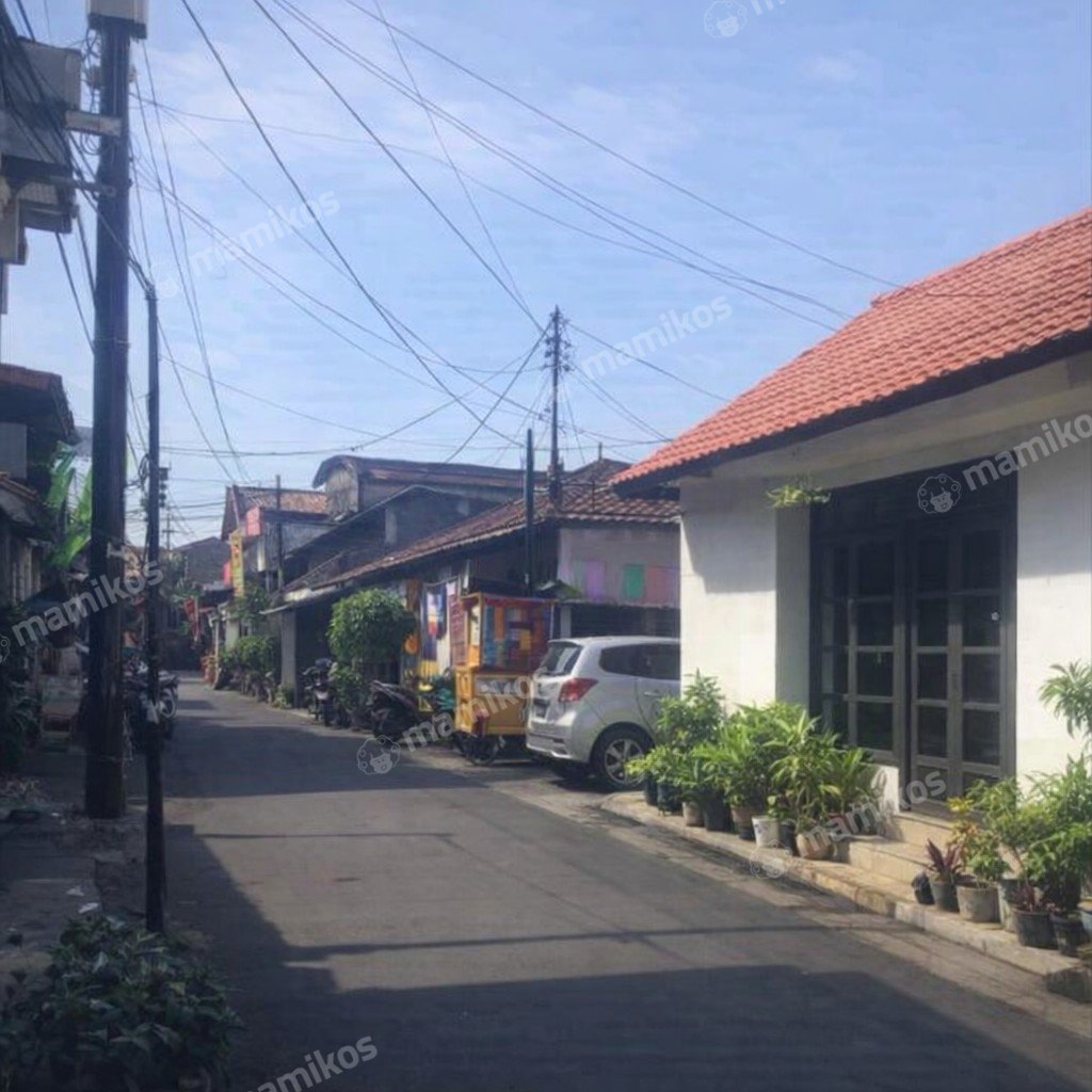 Rumah Sertifikat SHM 2 Kamar Tidur 2 Kamar Mandi Kebon Jeruk Jakarta Barat - Photo 4