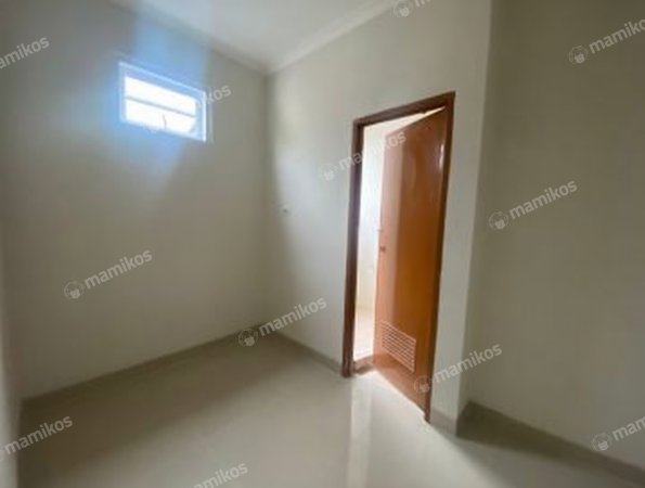 Rumah Sertifikat SHM 3 Kamar Tidur 2 Kamar Mandi Kota Wisata Bogor - Photo 3