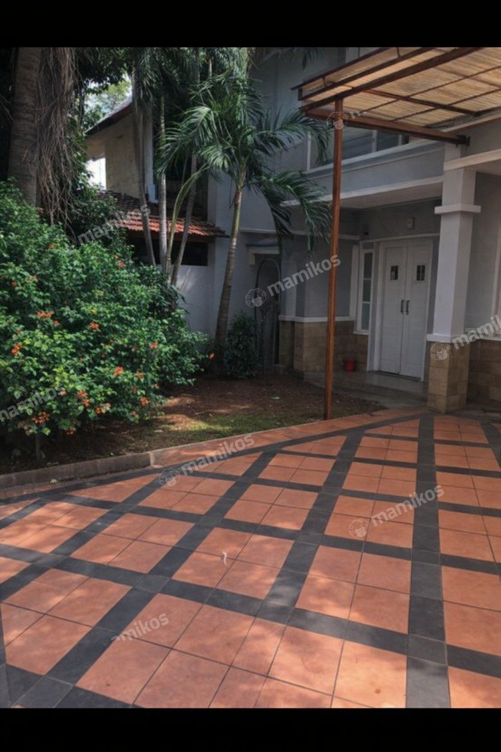 Rumah Sertifikat SHM 4 Kamar Tidur 3 Kamar Mandi Tanjung Duren Jakarta Barat - Photo 2