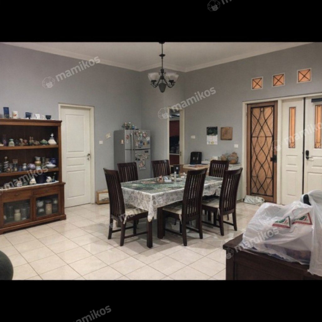 Rumah Sertifikat SHM 4 Kamar Tidur 3 Kamar Mandi Tanjung Duren Jakarta Barat - Photo 5