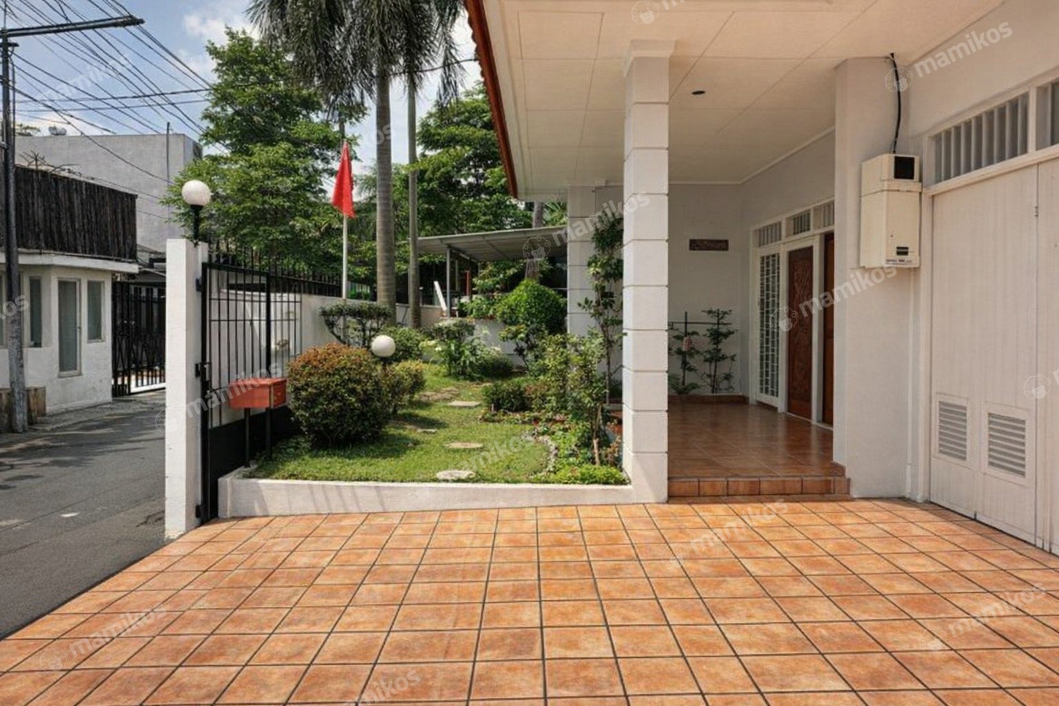 Rumah Sertifikat SHM 7 Kamar Tidur 5 Kamar Mandi Cipete Jakarta Selatan