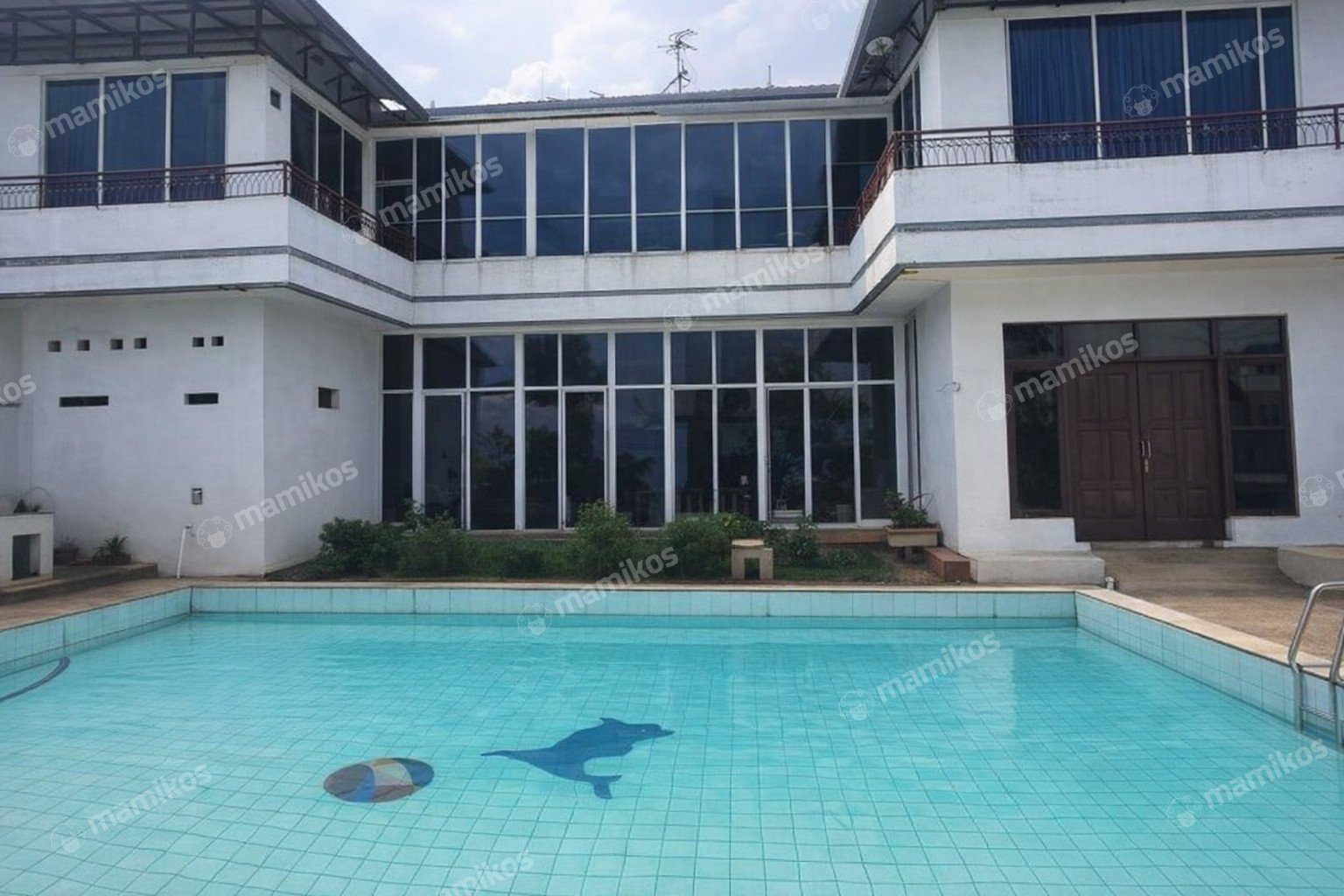 Rumah Sertifikat SHM 11 Kamar Tidur 11 Kamar Mandi Cipayung Jakarta Timur