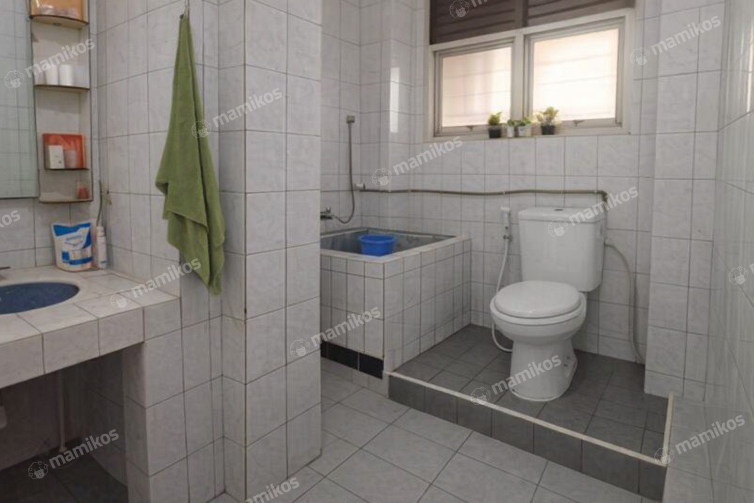 Rumah Sertifikat SHM 5 Kamar Tidur 2 Kamar Mandi Pondok Kelapa Jakarta Timur - Photo 3