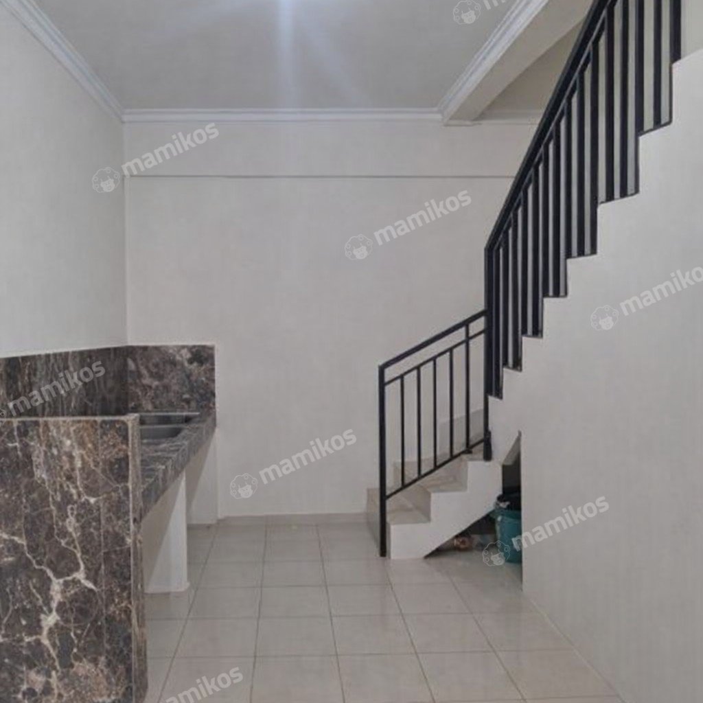 Rumah Sertifikat SHM 2 Kamar Tidur 2 Kamar Mandi Taman Palem Jakarta Barat - Photo 2