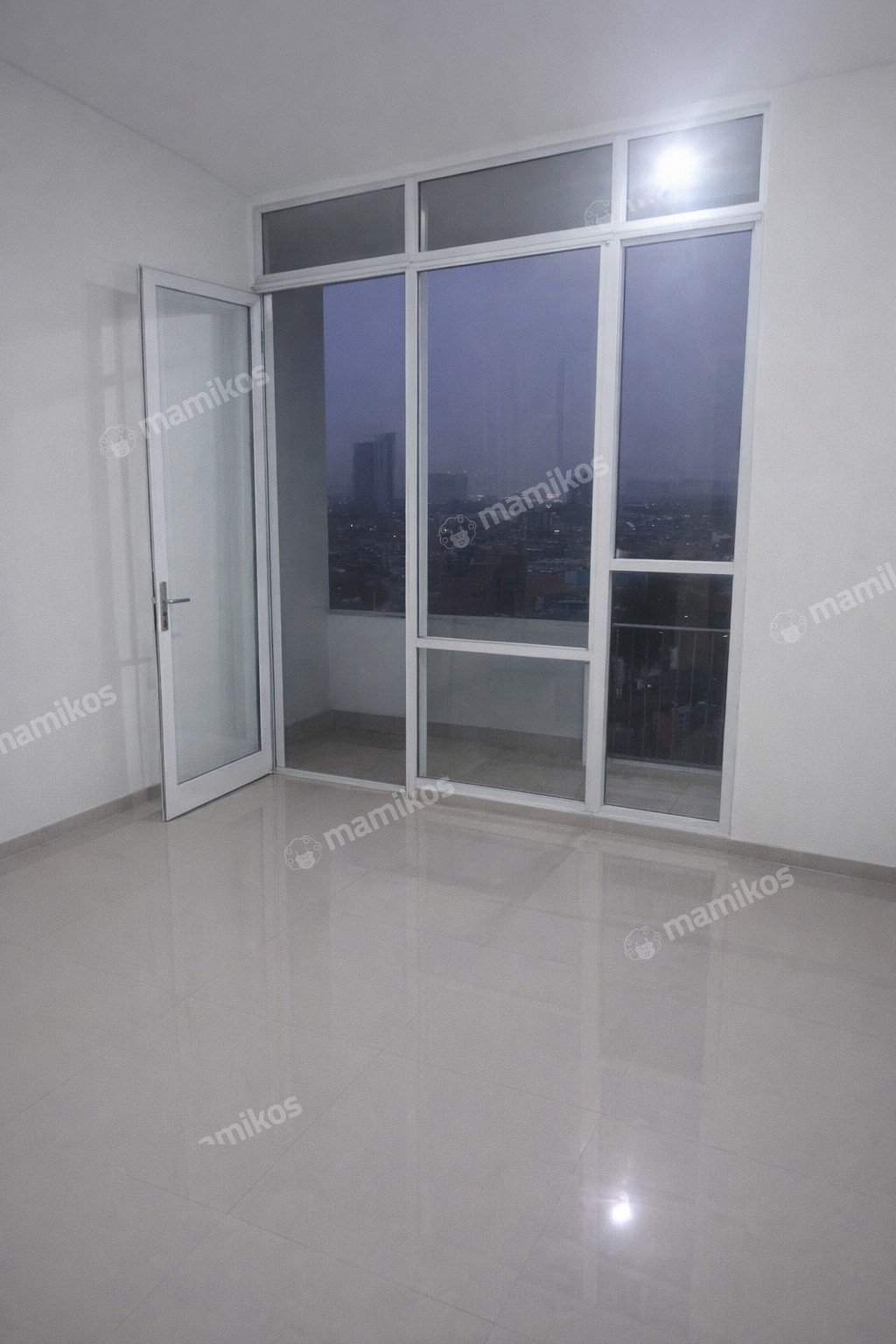 Rumah Sertifikat SHM 3 Kamar Tidur 3 Kamar Mandi Duri Kepa Jakarta Barat - Photo 5