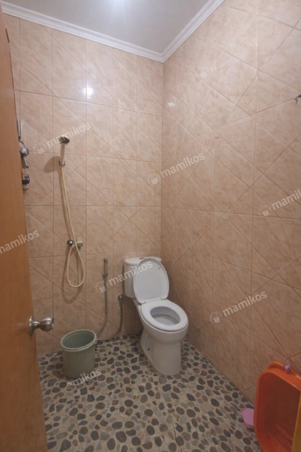 Rumah Sertifikat SHM 2 Kamar Tidur 2 Kamar Mandi Taman Surya Jakarta Barat - Photo 5