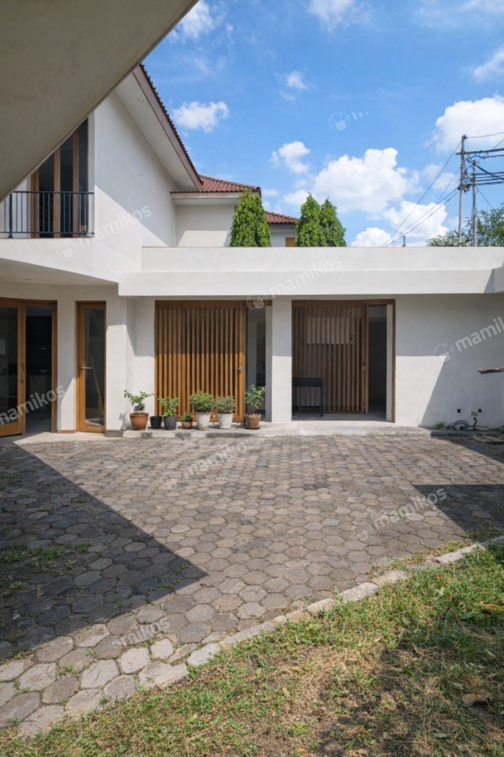 Rumah Sertifikat SHM 4 Kamar Tidur 3 Kamar Mandi Menteng Dalam Jakarta Selatan - Photo 2