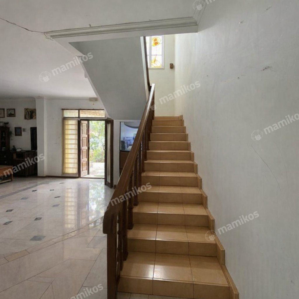 Rumah Sertifikat SHM 5 Kamar Tidur 4 Kamar Mandi Sunter Jakarta Utara - Photo 5
