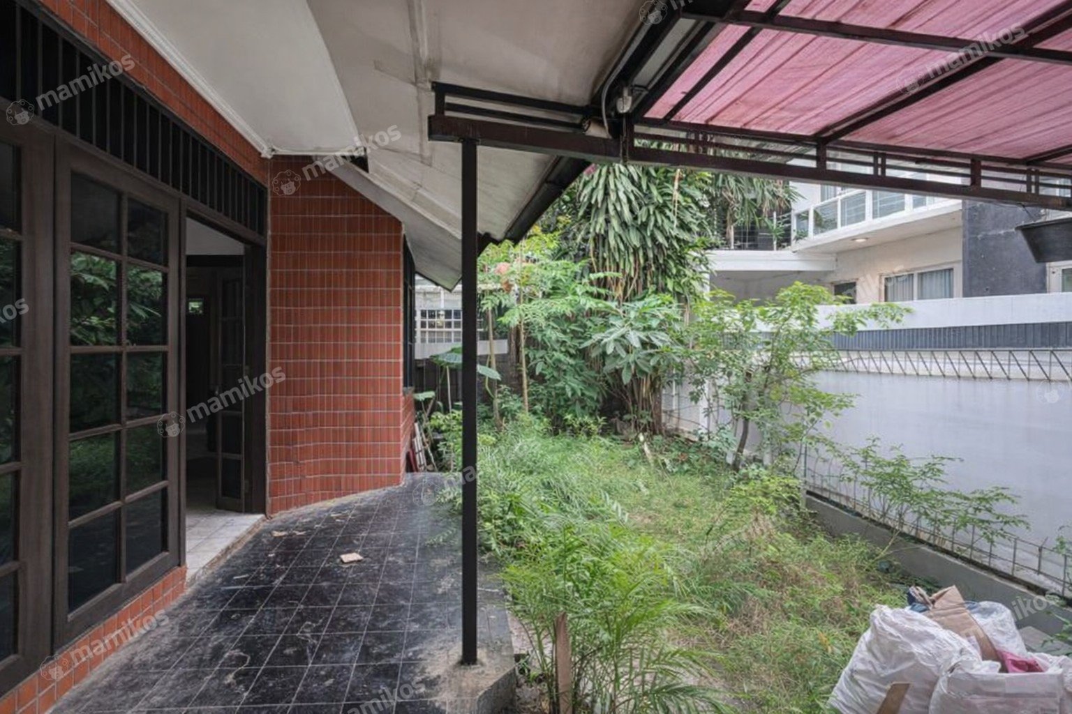 Rumah Sertifikat SHM 4 Kamar Tidur 2 Kamar Mandi Senopati Jakarta Selatan