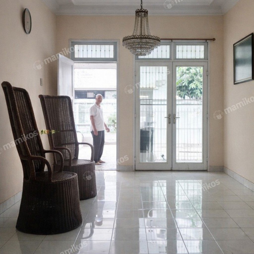 Rumah Sertifikat SHM 3 Kamar Tidur 3 Kamar Mandi Kelapa Gading Jakarta Utara - Photo 2