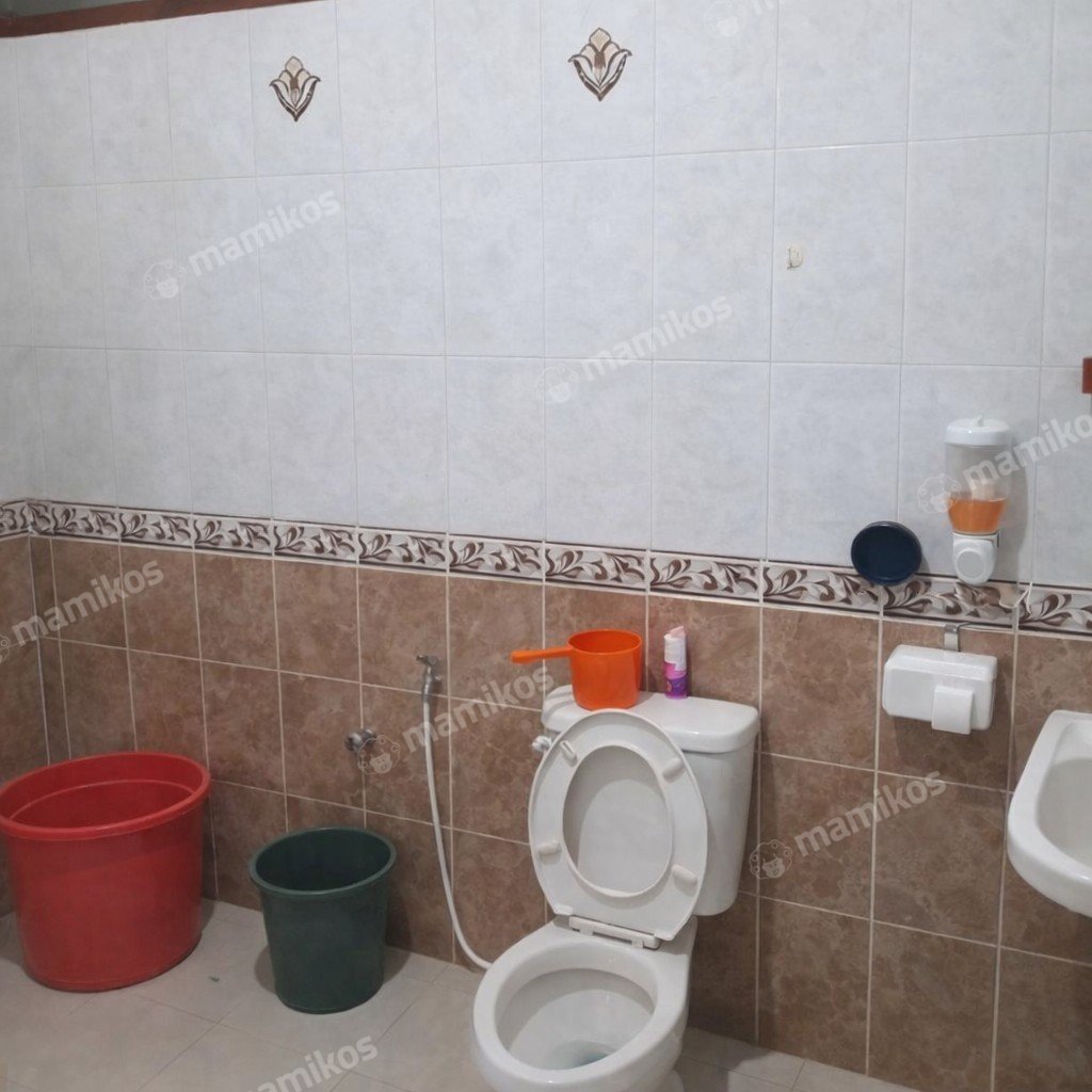 Rumah Sertifikat SHM 3 Kamar Tidur 3 Kamar Mandi Cengkareng Jakarta Barat - Photo 4