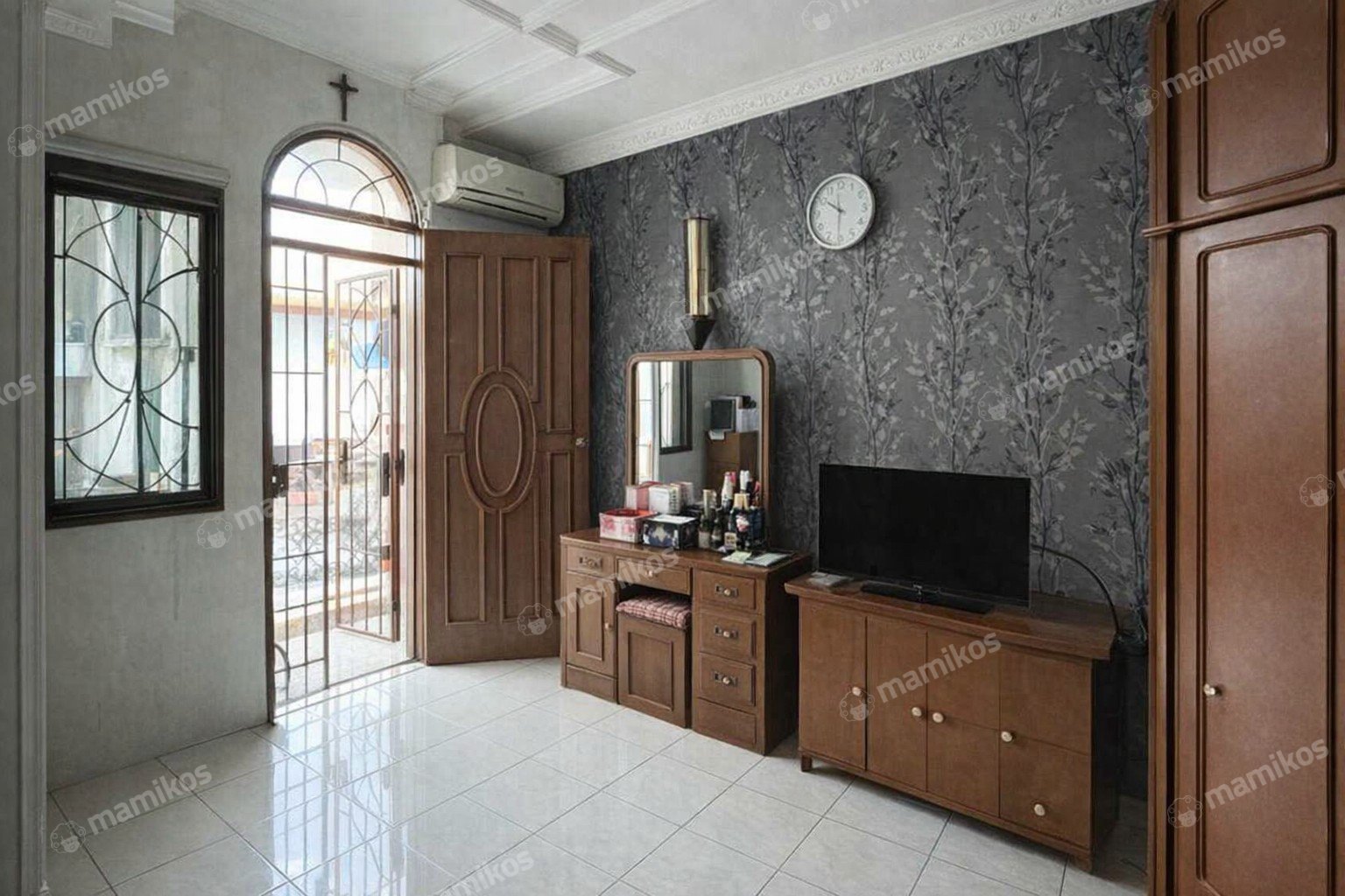 Rumah Sertifikat SHM 3 Kamar Tidur 3 Kamar Mandi Sunter Jakarta Utara