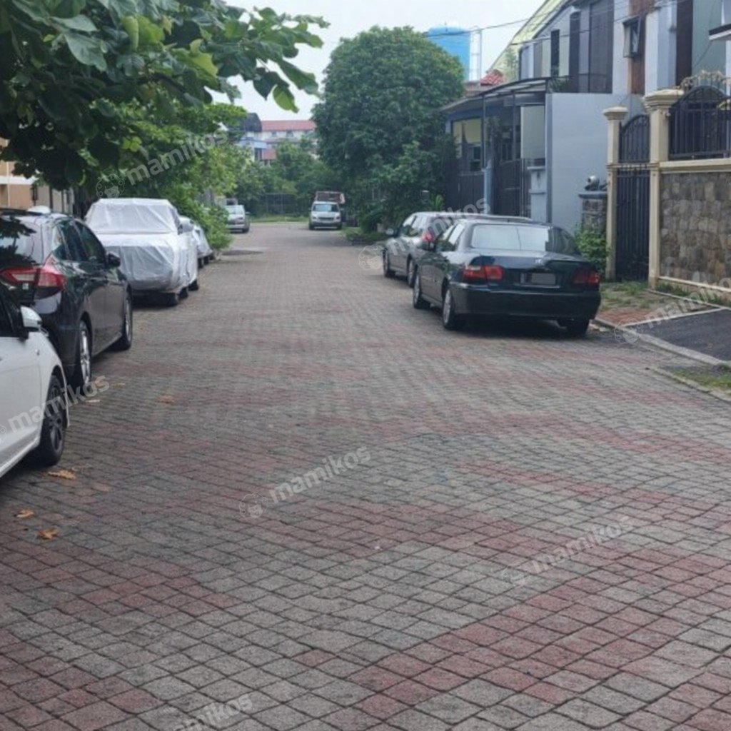 Rumah Sertifikat SHM 3 Kamar Tidur 2 Kamar Mandi Taman Surya Jakarta Barat - Photo 5