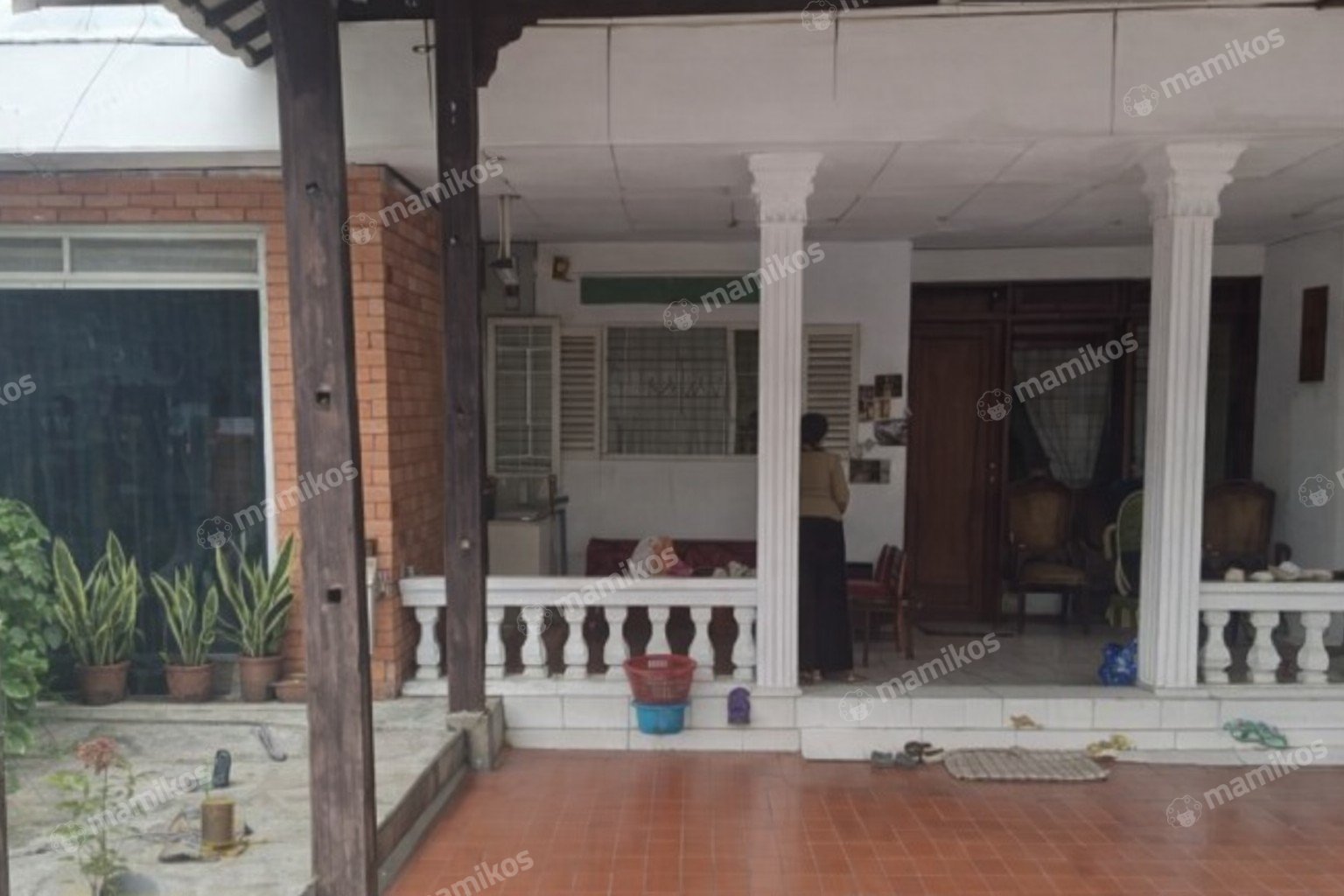 Rumah Sertifikat SHM 4 Kamar Tidur 2 Kamar Mandi Kramat Jati Jakarta Timur