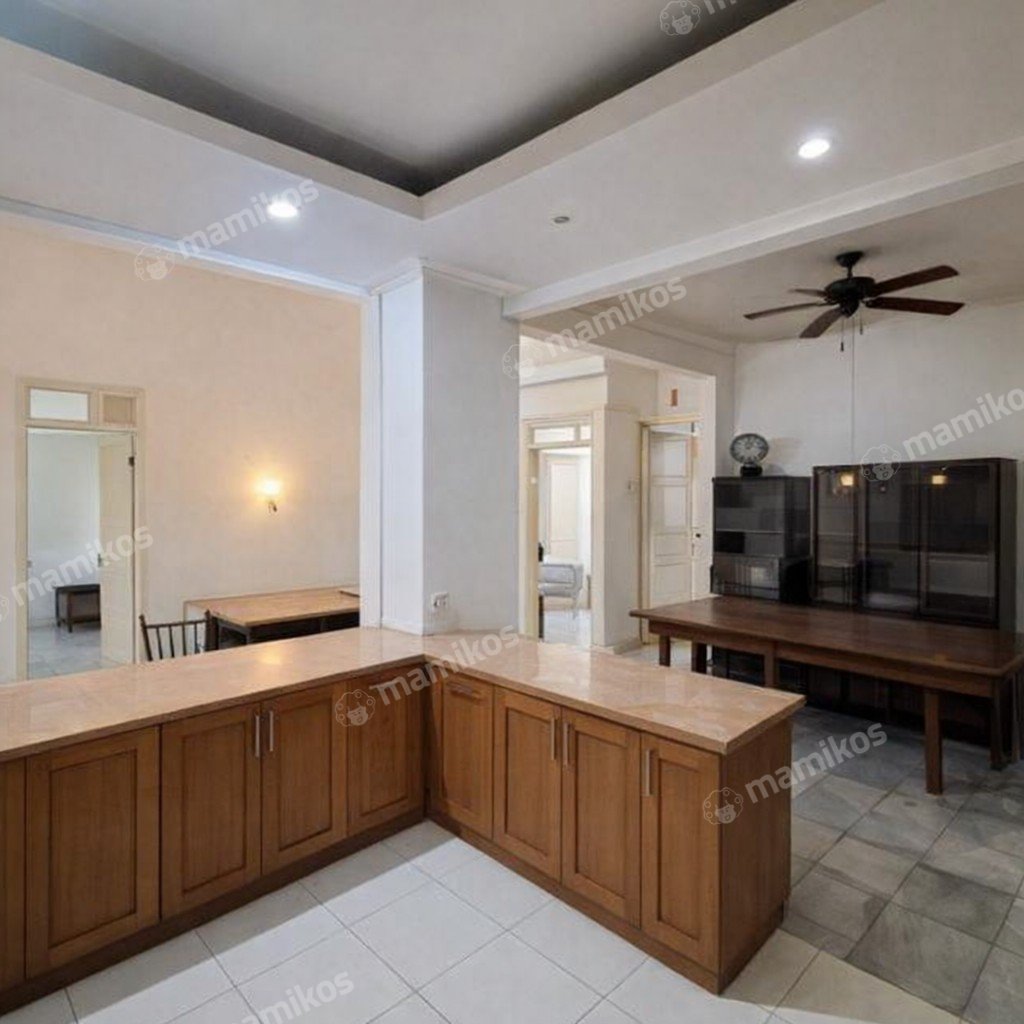 Rumah Sertifikat SHM 4 Kamar Tidur 4 Kamar Mandi Jati Padang Jakarta Selatan - Photo 2