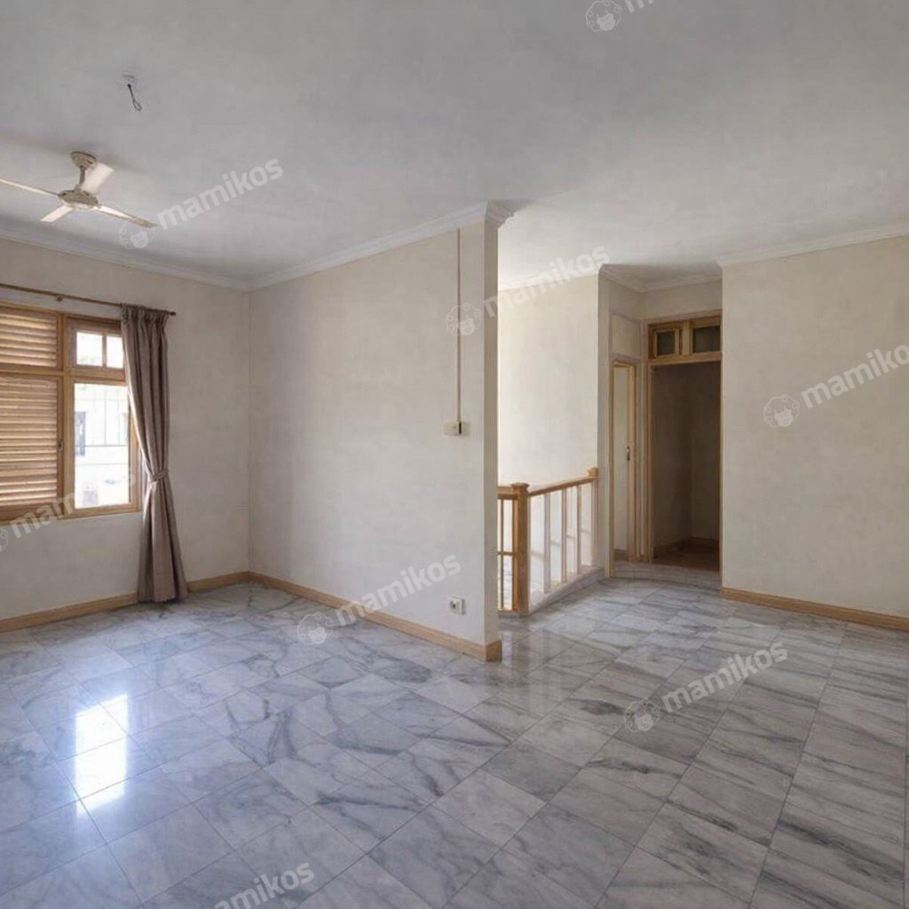 Rumah Sertifikat SHM 4 Kamar Tidur 4 Kamar Mandi Jati Padang Jakarta Selatan - Photo 4