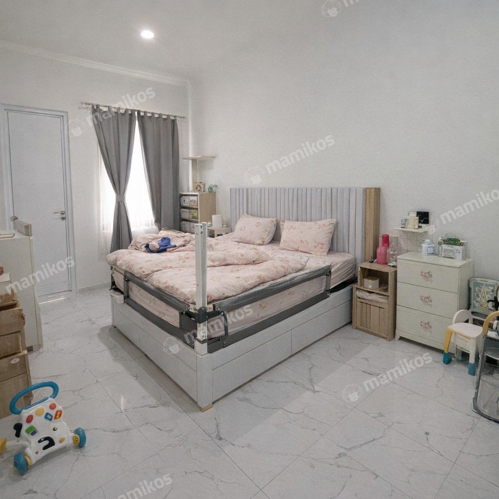 Rumah Sertifikat SHM 3 Kamar Tidur 3 Kamar Mandi Kelapa Gading Jakarta Utara - Photo 3
