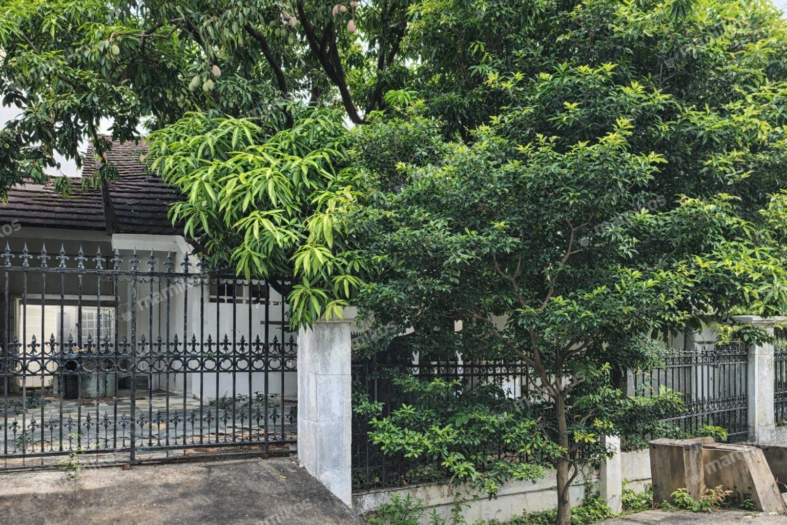 Rumah Sertifikat SHM 4 Kamar Tidur 2 Kamar Mandi Pulomas Jakarta Timur