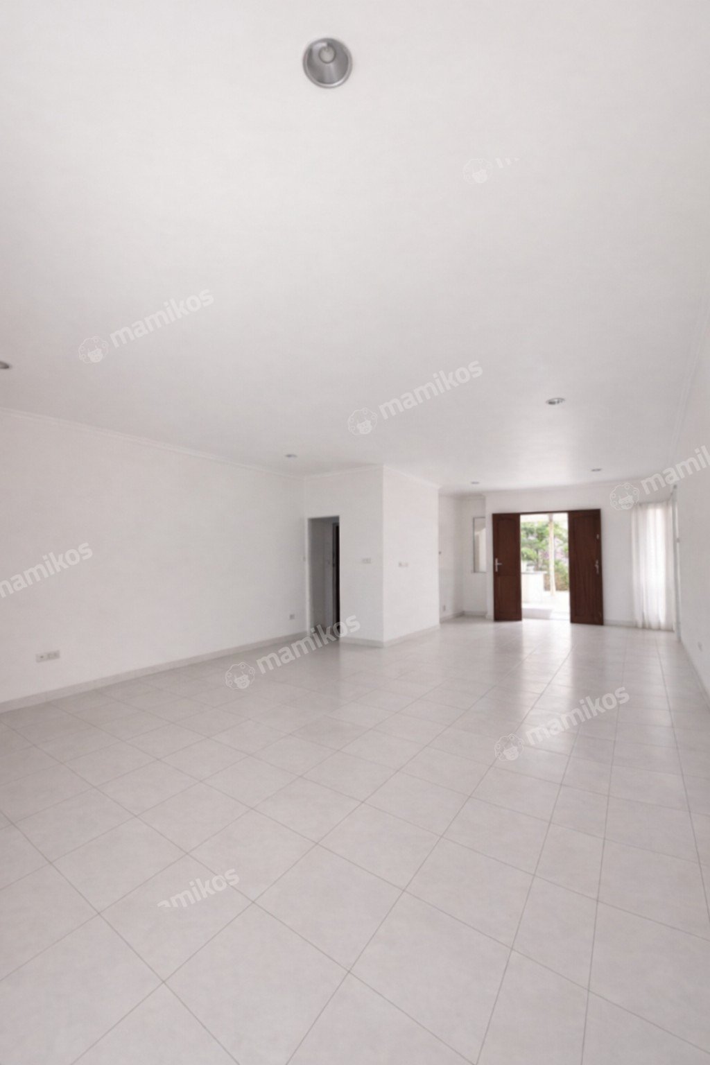 Rumah Sertifikat SHM 3 Kamar Tidur 3 Kamar Mandi Kota Wisata Jakarta Timur - Photo 2