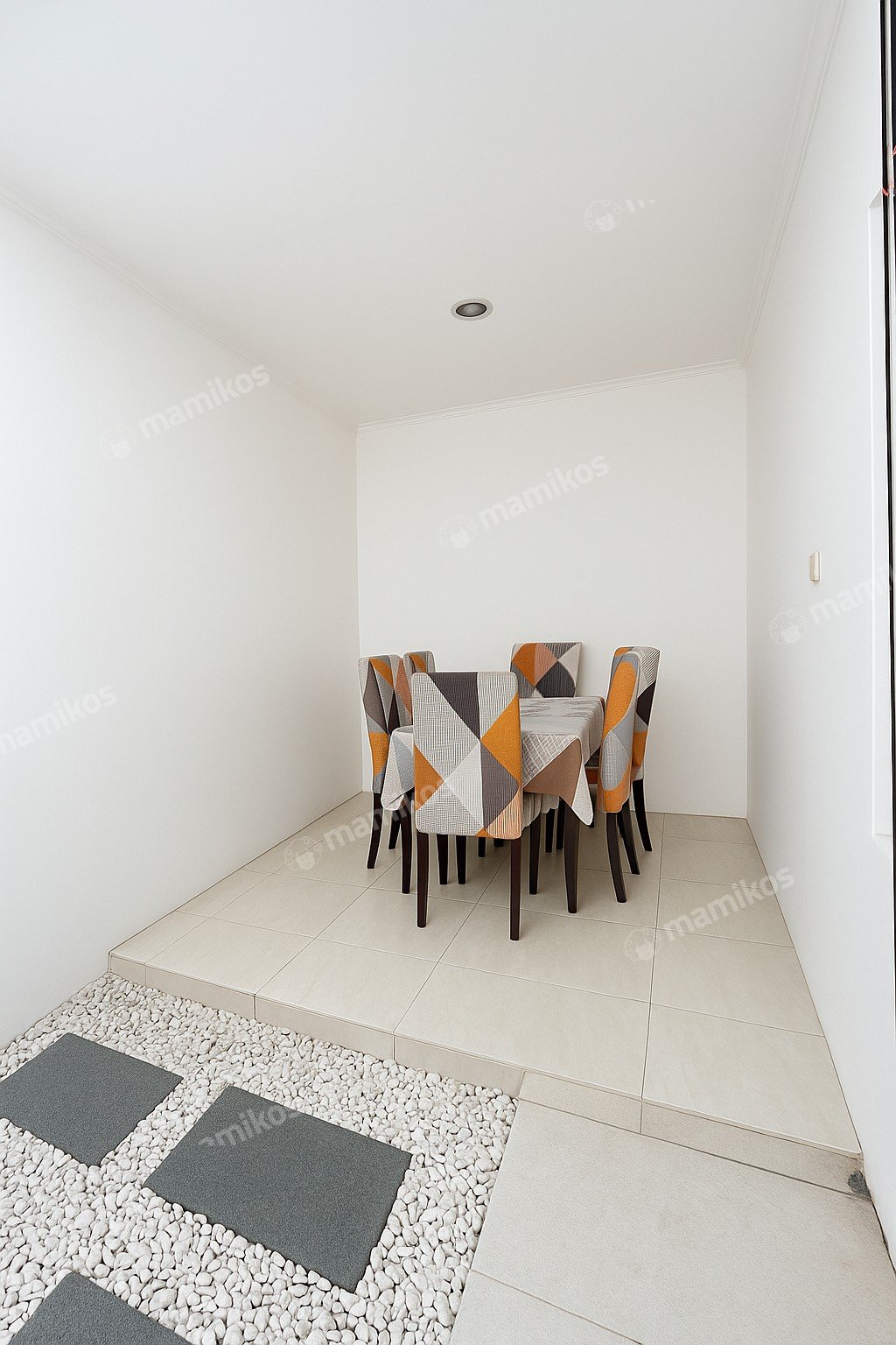 Rumah Sertifikat SHM 3 Kamar Tidur 3 Kamar Mandi Kota Wisata Jakarta Timur - Photo 4