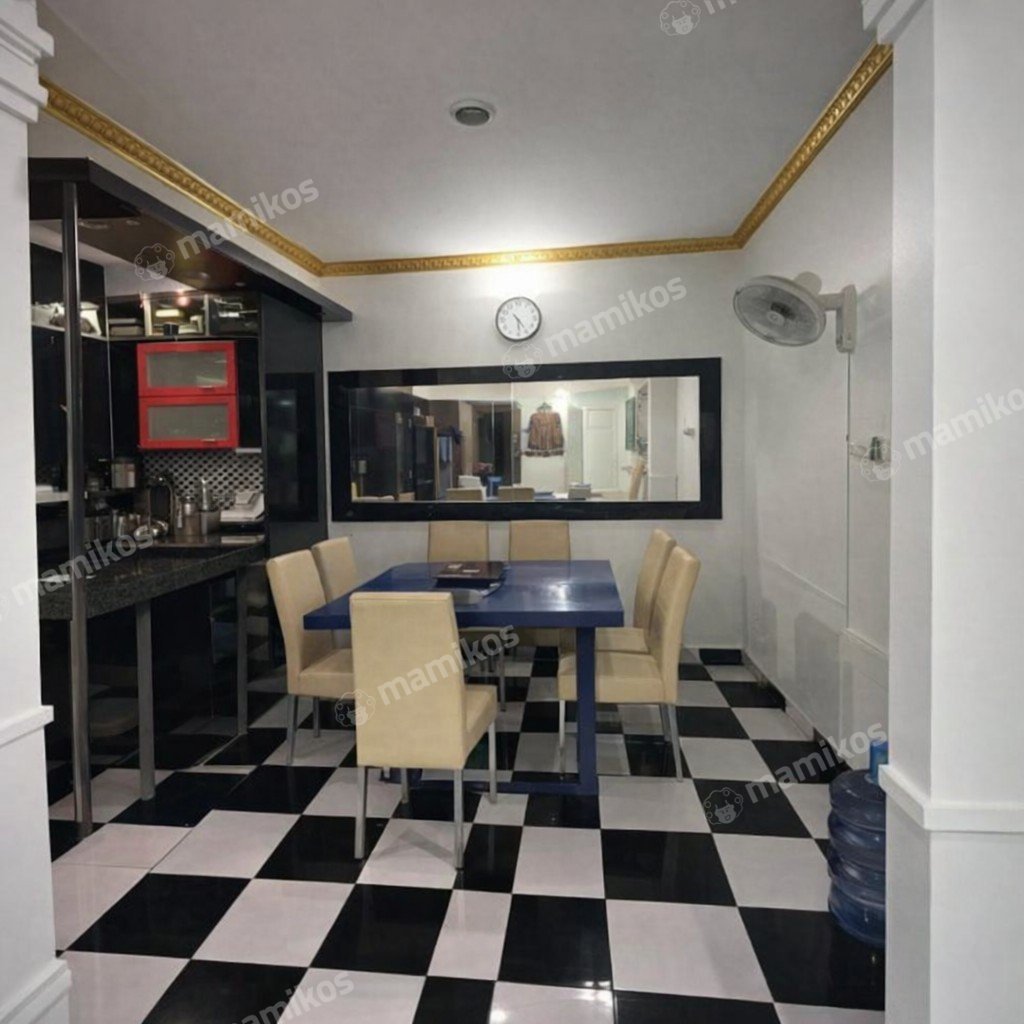 Rumah Sertifikat SHM 7 Kamar Tidur 4 Kamar Mandi Kebon Jeruk Jakarta Barat - Photo 2