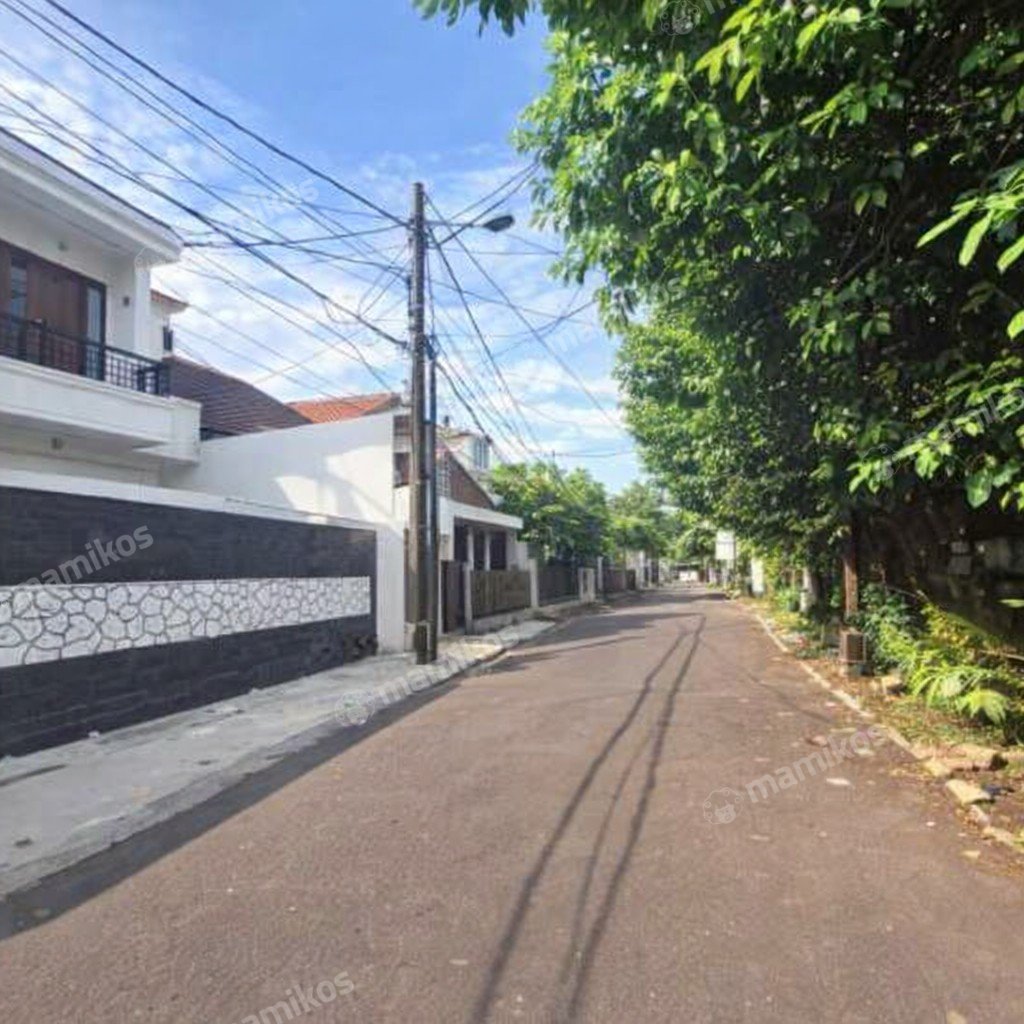 Rumah Sertifikat SHM 5 Kamar Tidur 5 Kamar Mandi Pondok Kelapa Jakarta Timur - Photo 2