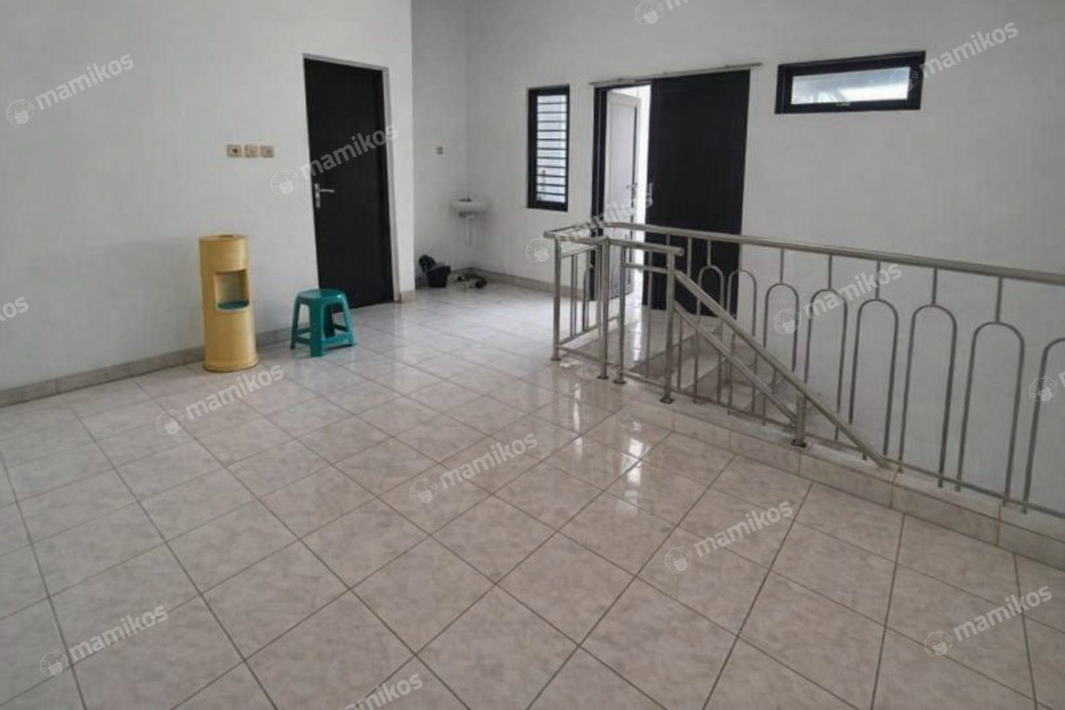 Rumah Sertifikat SHM 4 Kamar Tidur 2 Kamar Mandi Duri Kosambi Jakarta Barat - Photo 2
