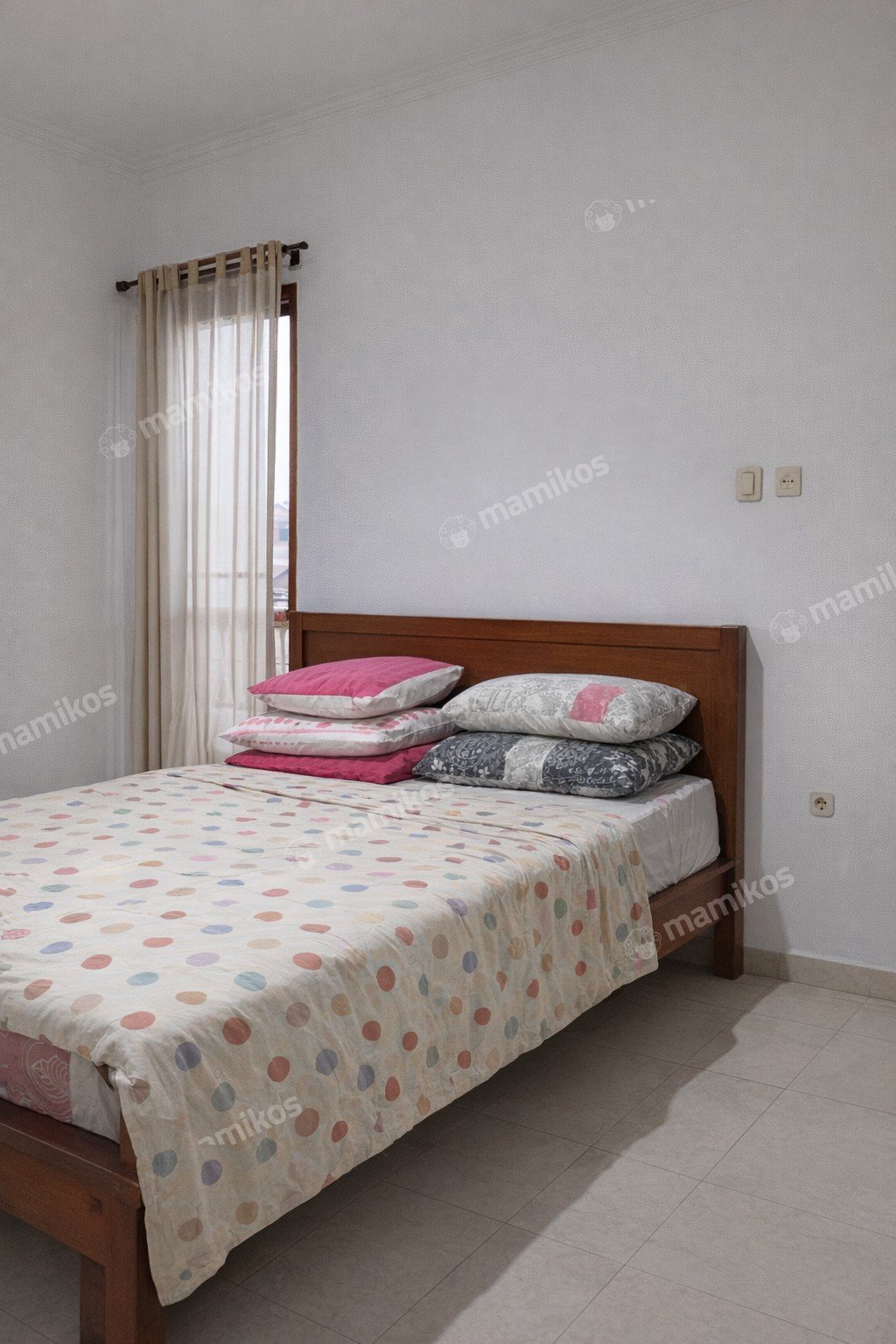 Rumah Sertifikat SHM 4 Kamar Tidur 3 Kamar Mandi Metland Menteng Jakarta Timur - Photo 5