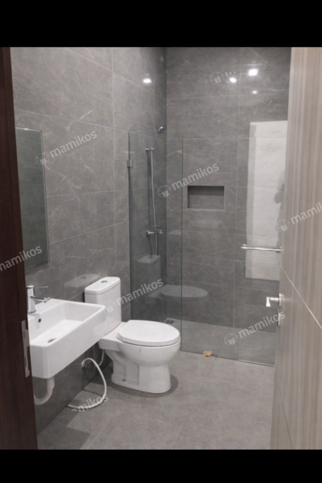Rumah Sertifikat SHM 4 Kamar Tidur 4 Kamar Mandi Sunter Jakarta Utara - Photo 5