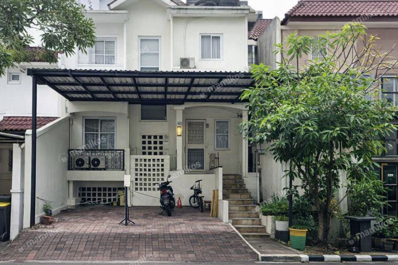 Rumah Sertifikat SHM 4 Kamar Tidur 3 Kamar Mandi Lebak Bulus Jakarta Selatan