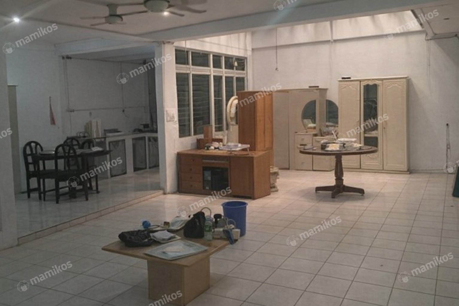 Rumah Sertifikat SHM 5 Kamar Tidur 4 Kamar Mandi Kemanggisan Jakarta Barat