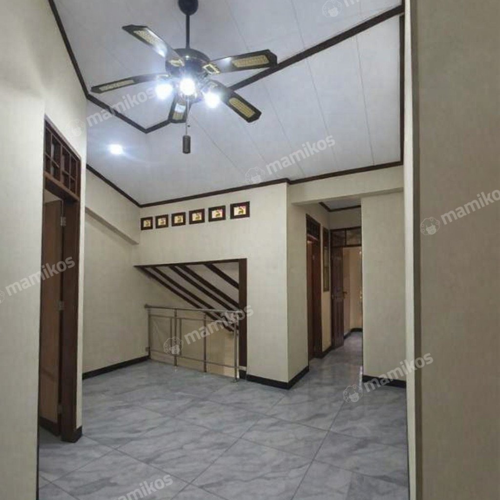 Rumah Sertifikat SHM 5 Kamar Tidur 3 Kamar Mandi Ciracas Jakarta Timur - Photo 5