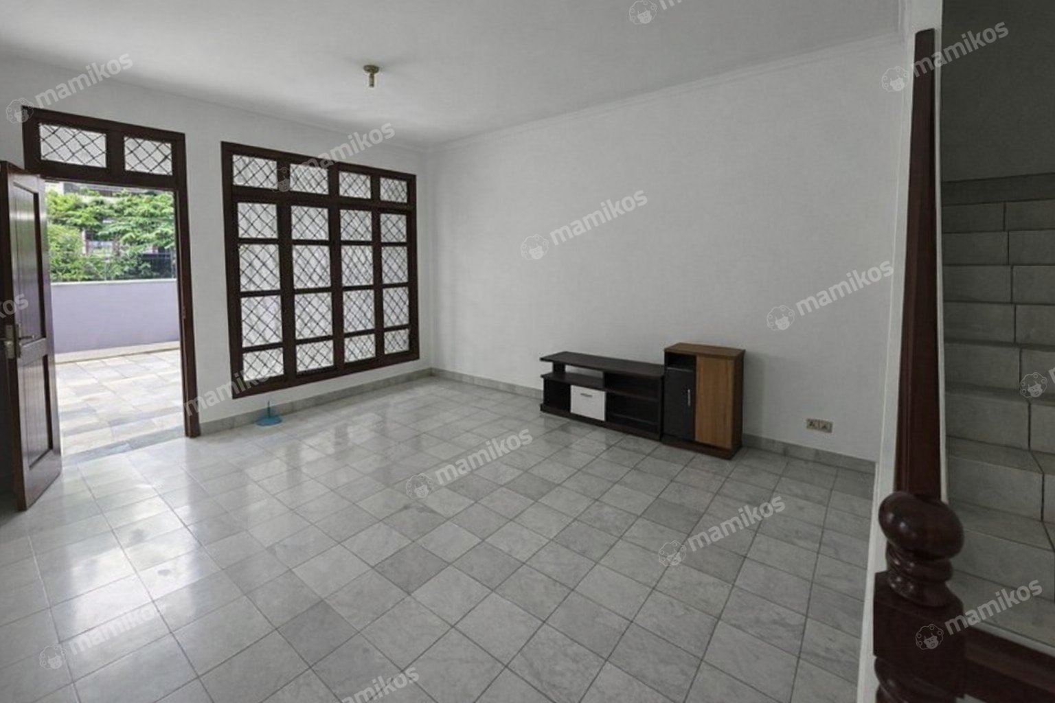 Rumah Sertifikat SHM 3 Kamar Tidur 3 Kamar Mandi Cirendeu Jakarta Selatan - Photo 3