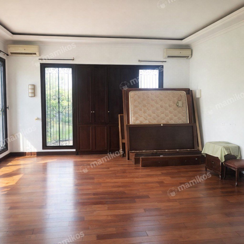 Rumah Sertifikat SHM 3 Kamar Tidur 3 Kamar Mandi Pantai Indah Kapuk Jakarta Utara - Photo 2