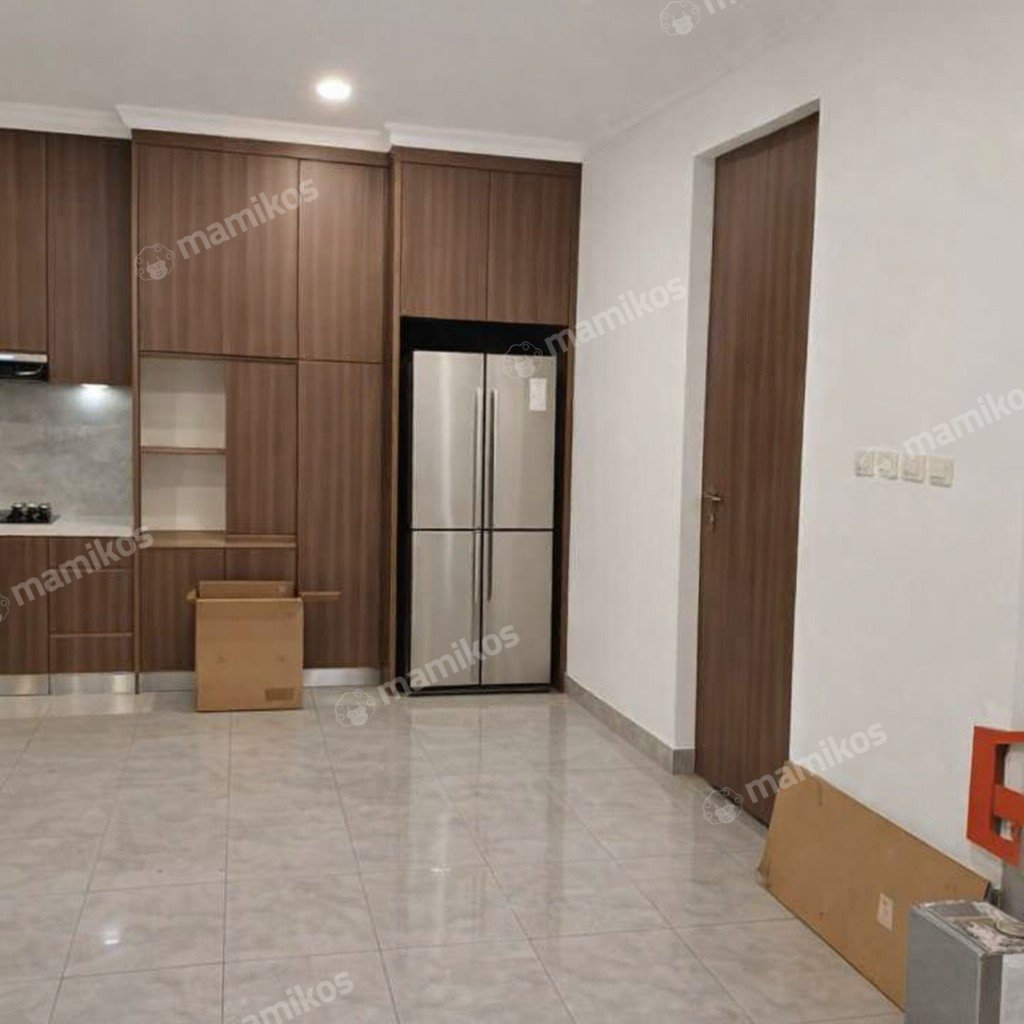 Rumah Sertifikat SHM 5 Kamar Tidur 5 Kamar Mandi Intercon Jakarta Barat - Photo 4