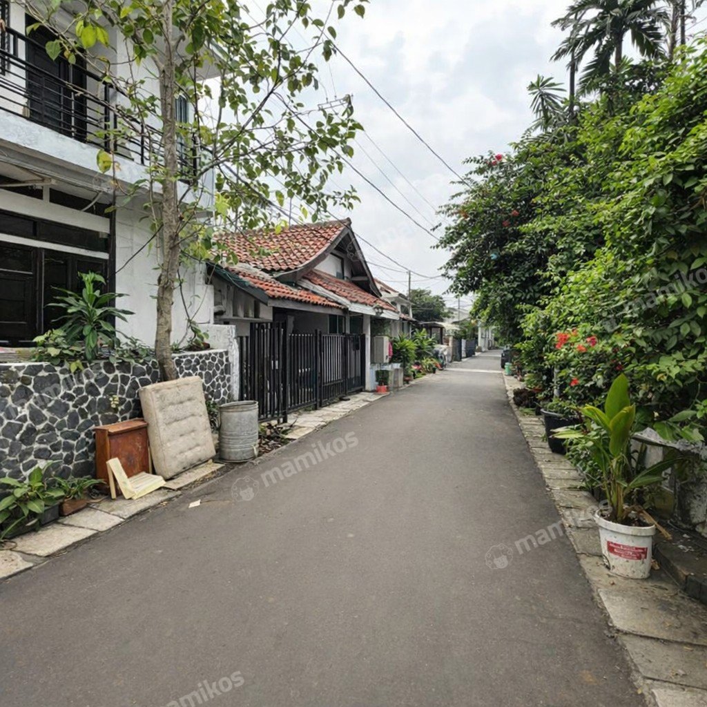 Rumah Sertifikat SHM 12 Kamar Tidur 12 Kamar Mandi Radio Dalam Jakarta Selatan - Photo 5