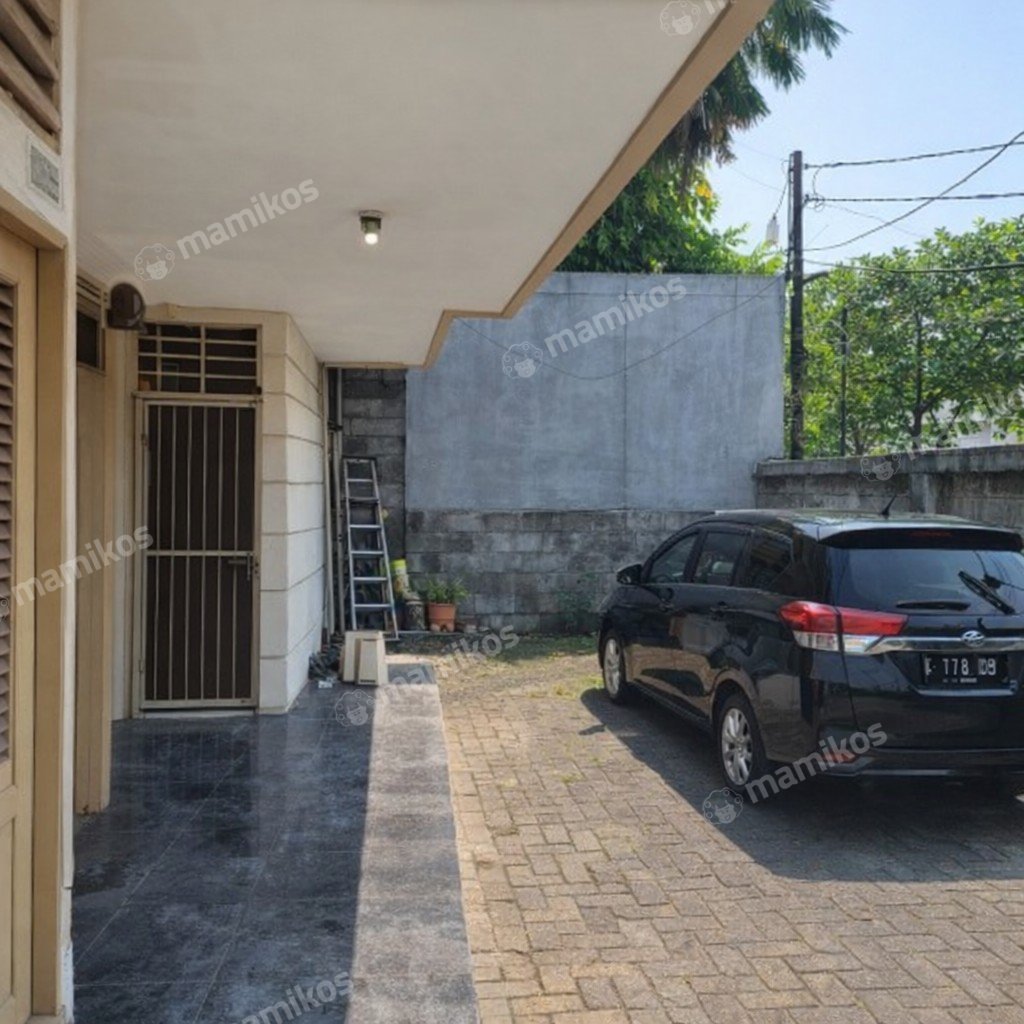 Rumah Sertifikat SHM 5 Kamar Tidur 4 Kamar Mandi Green garden Jakarta Barat - Photo 3