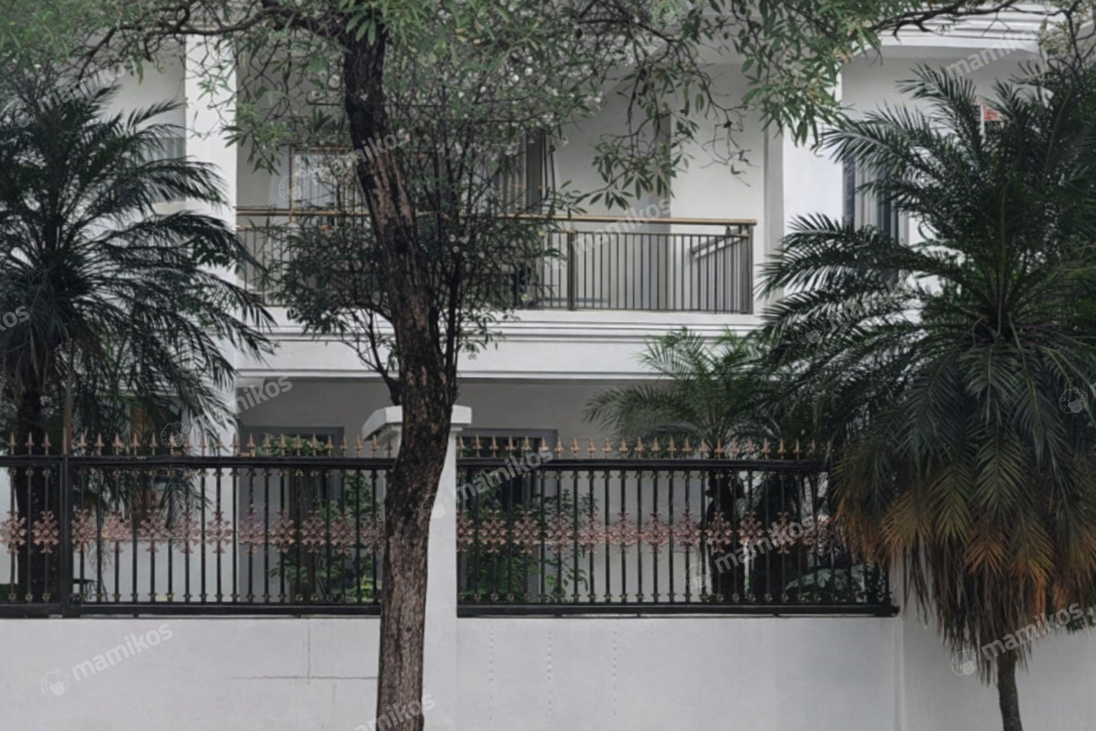 Rumah 5KT 4KM Intercon Jakarta Barat