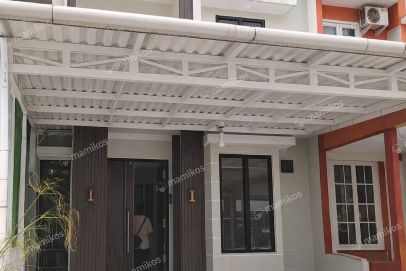 Rumah Sertifikat SHM 3 Kamar Tidur 4 Kamar Mandi Citra Grand Jakarta Timur