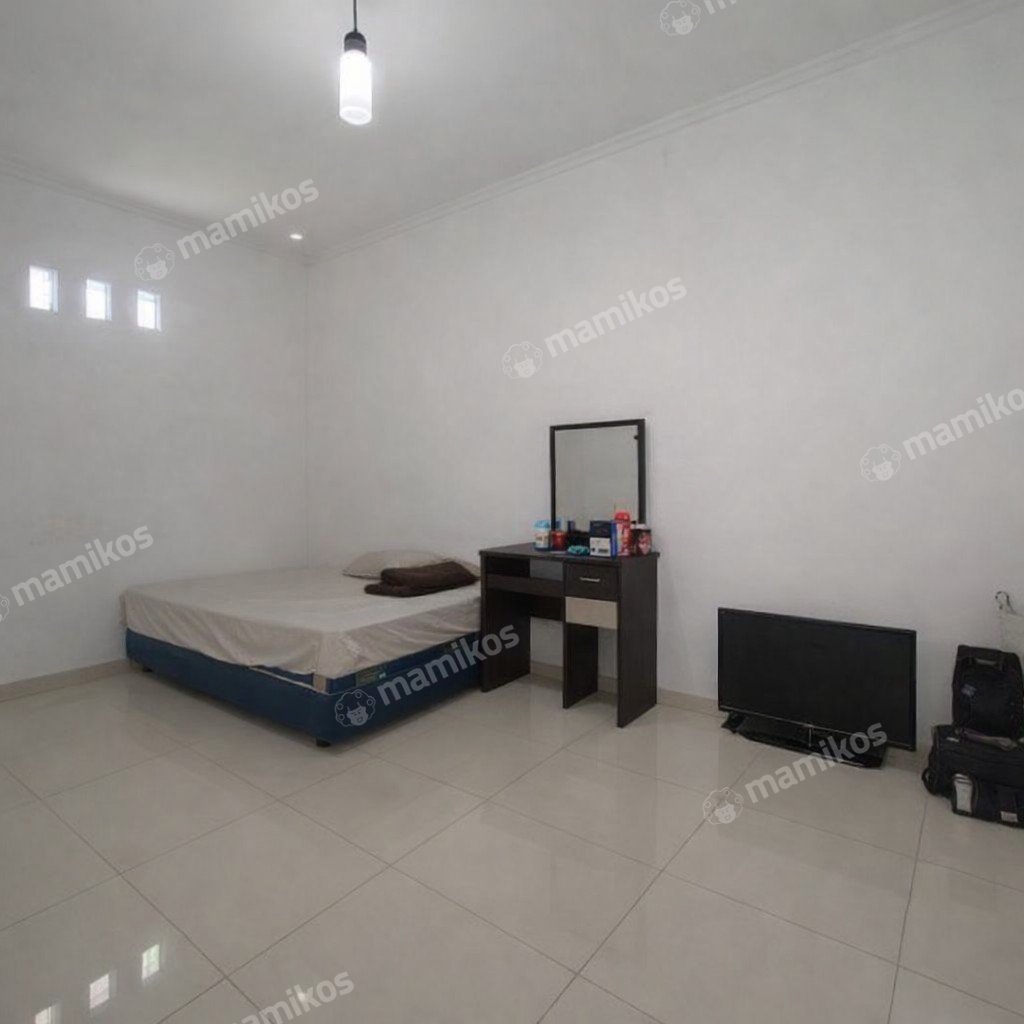 Rumah Sertifikat SHM 5 Kamar Tidur 3 Kamar Mandi Cipayung Jakarta Timur - Photo 4