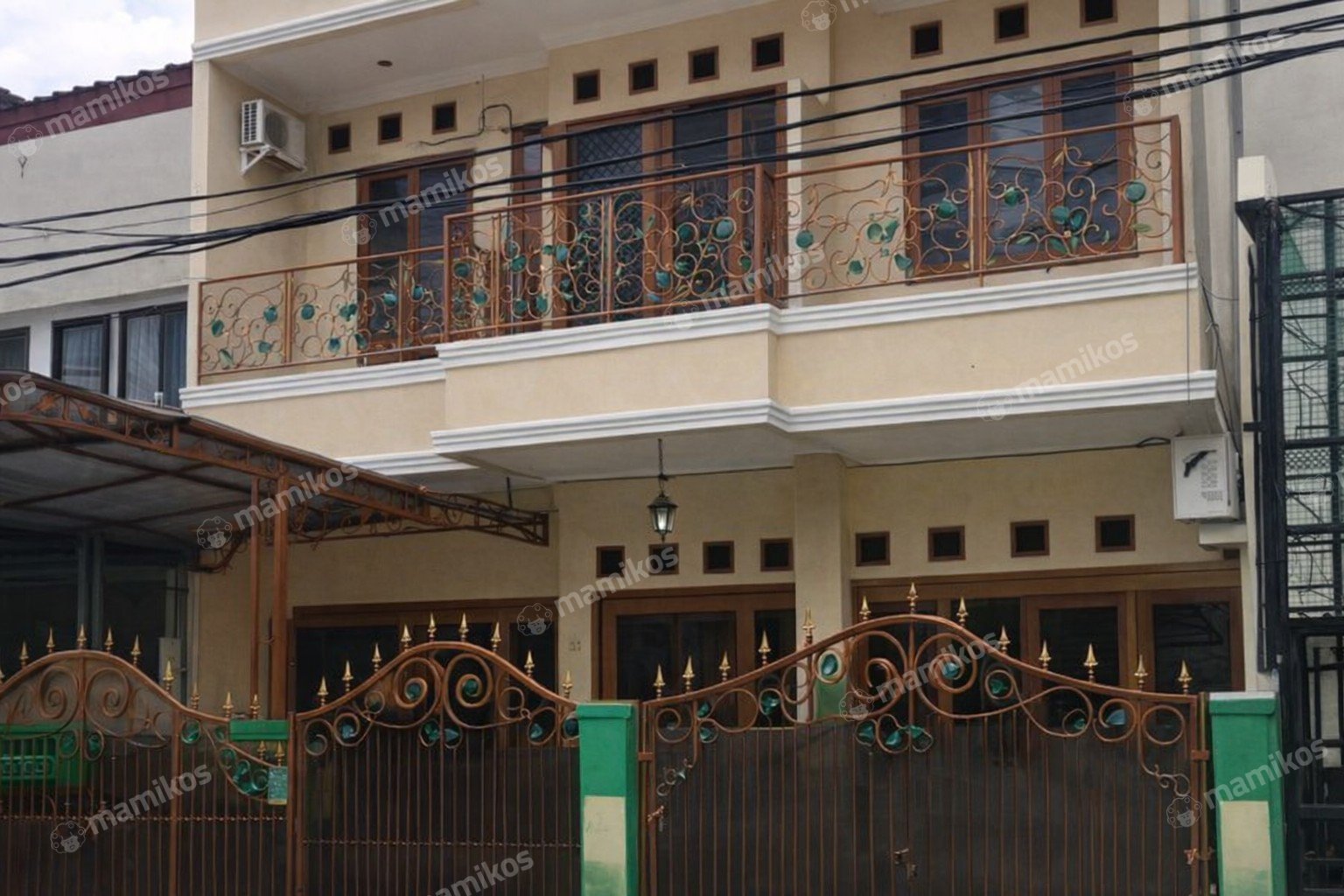 Rumah Sertifikat SHM 4 Kamar Tidur 4 Kamar Mandi Duren Sawit Jakarta Timur