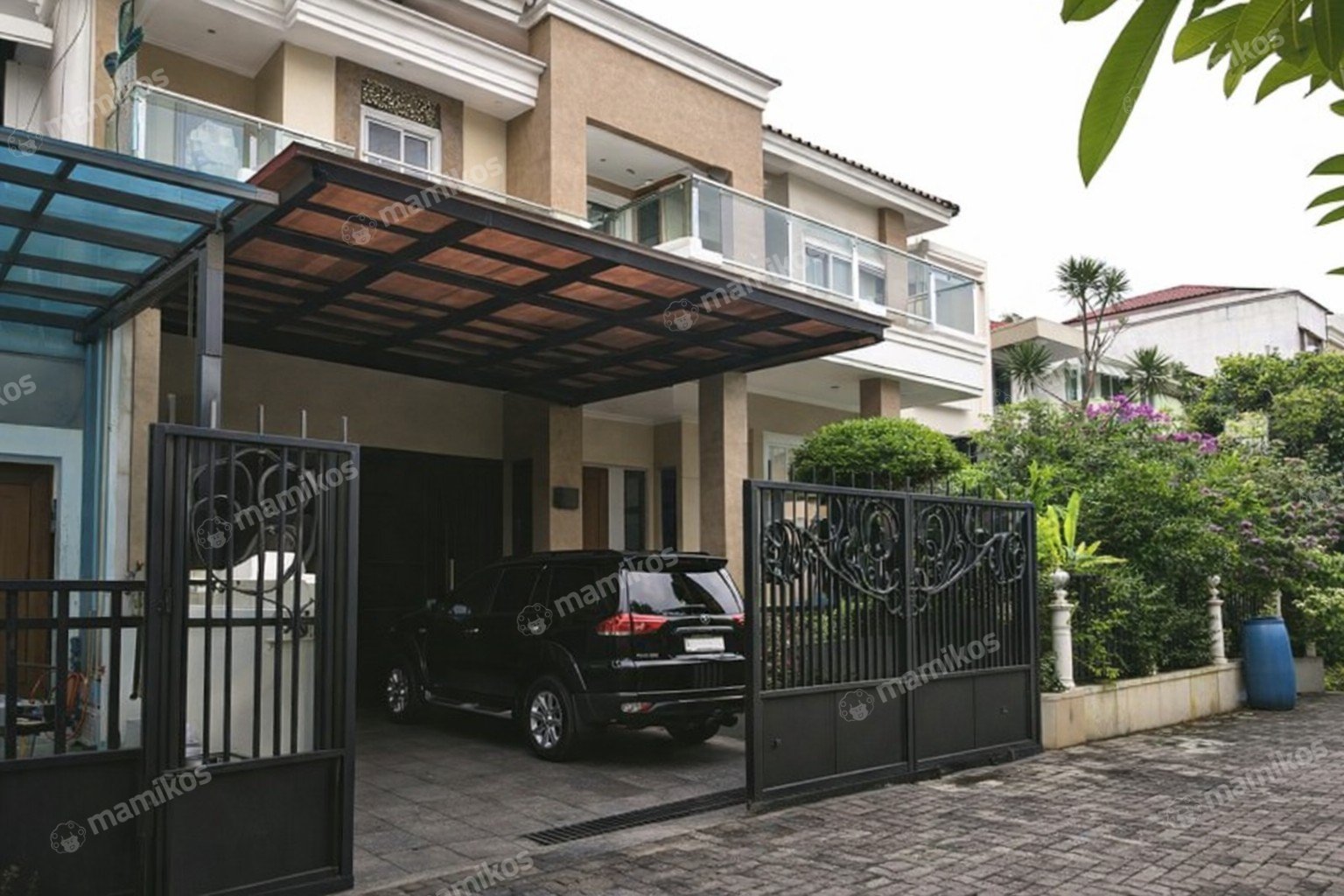 Rumah Sertifikat SHM 5 Kamar Tidur 4 Kamar Mandi Kebon Jeruk Jakarta Barat