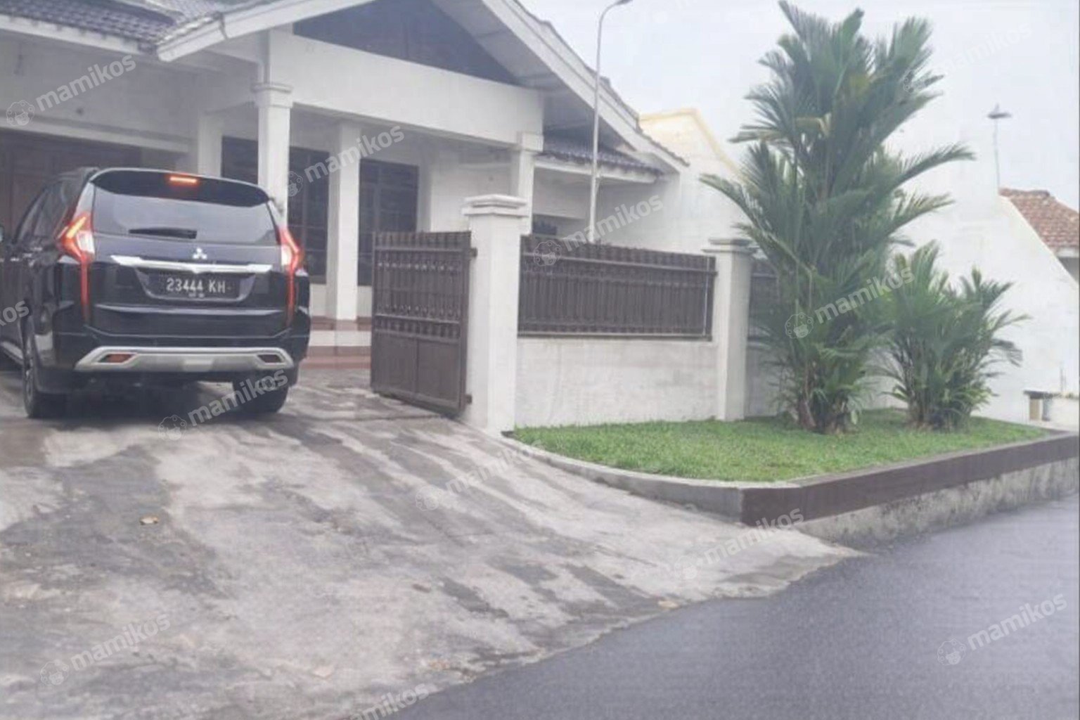 Rumah Sertifikat SHM 6 Kamar Tidur 4 Kamar Mandi Bintaro Jakarta Selatan
