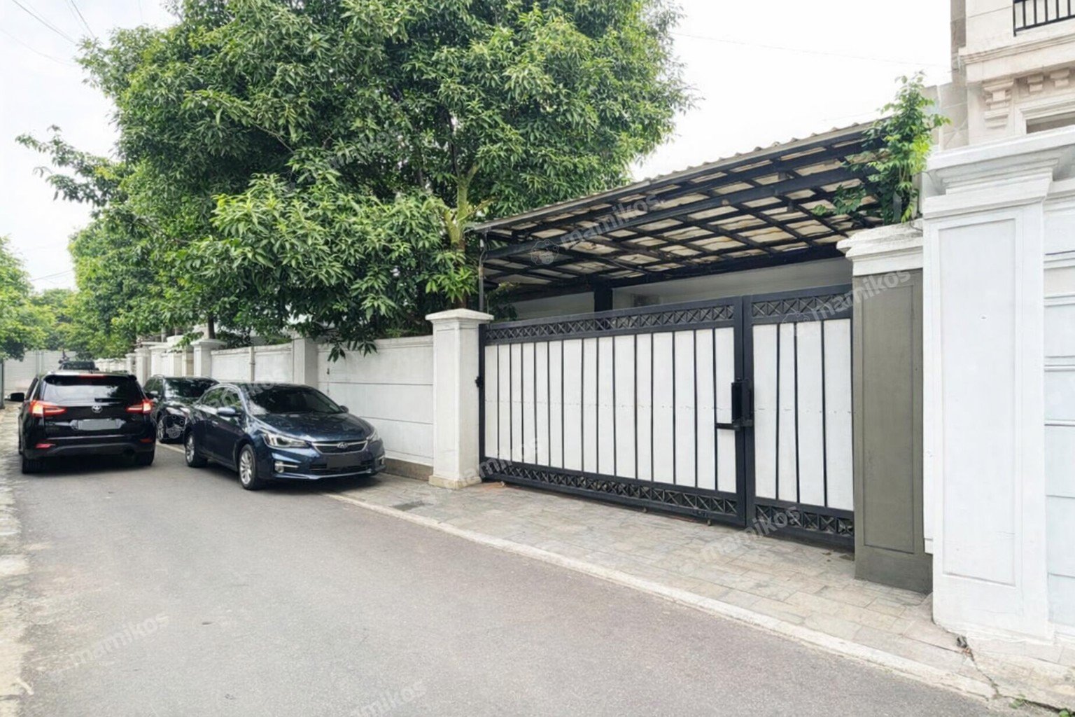 Rumah Sertifikat SHM 4 Kamar Tidur 3 Kamar Mandi Bangka Jakarta Selatan