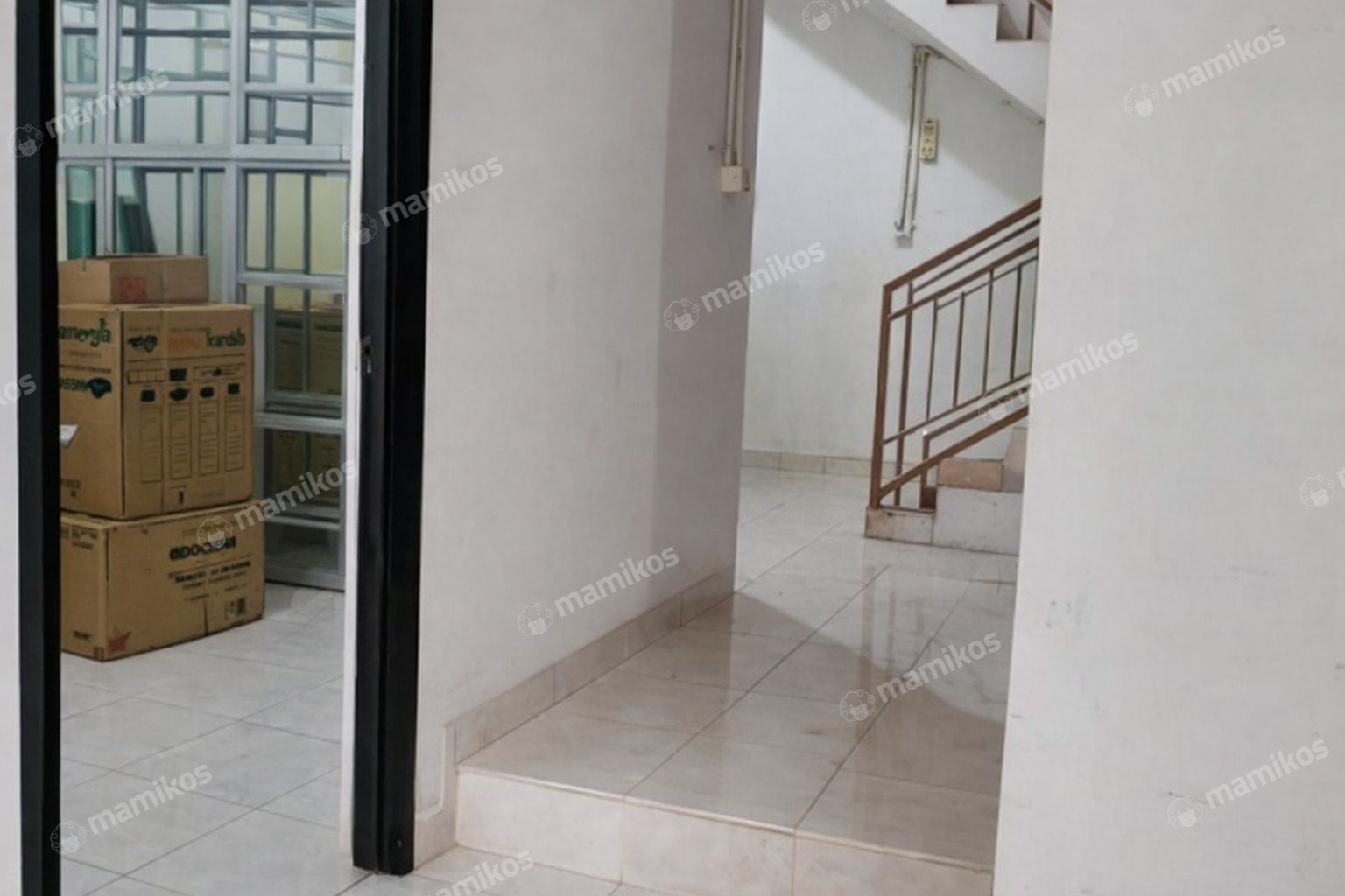 Rumah Sertifikat SHM 4 Kamar Tidur 4 Kamar Mandi Kemanggisan Jakarta Barat