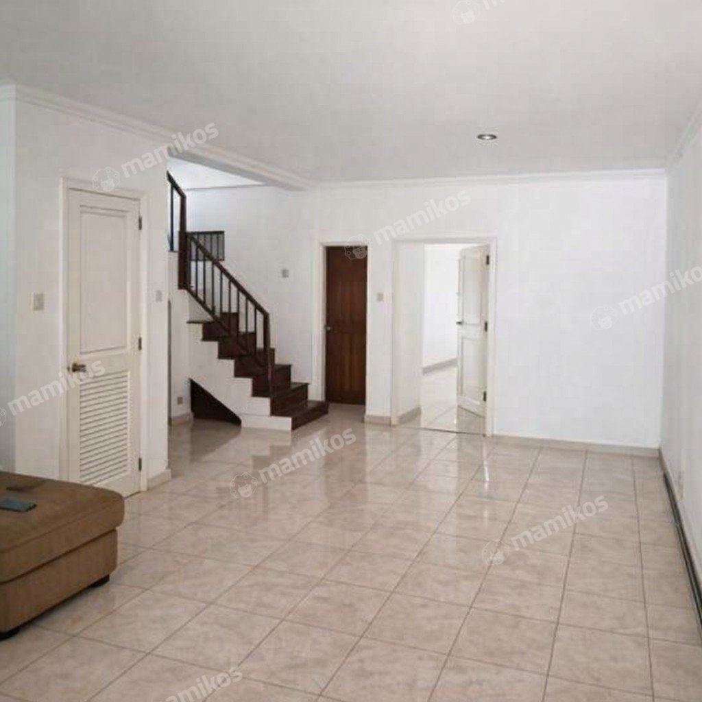 Rumah Sertifikat SHM 4 Kamar Tidur 3 Kamar Mandi Raffles Hills Jakarta Timur - Photo 3