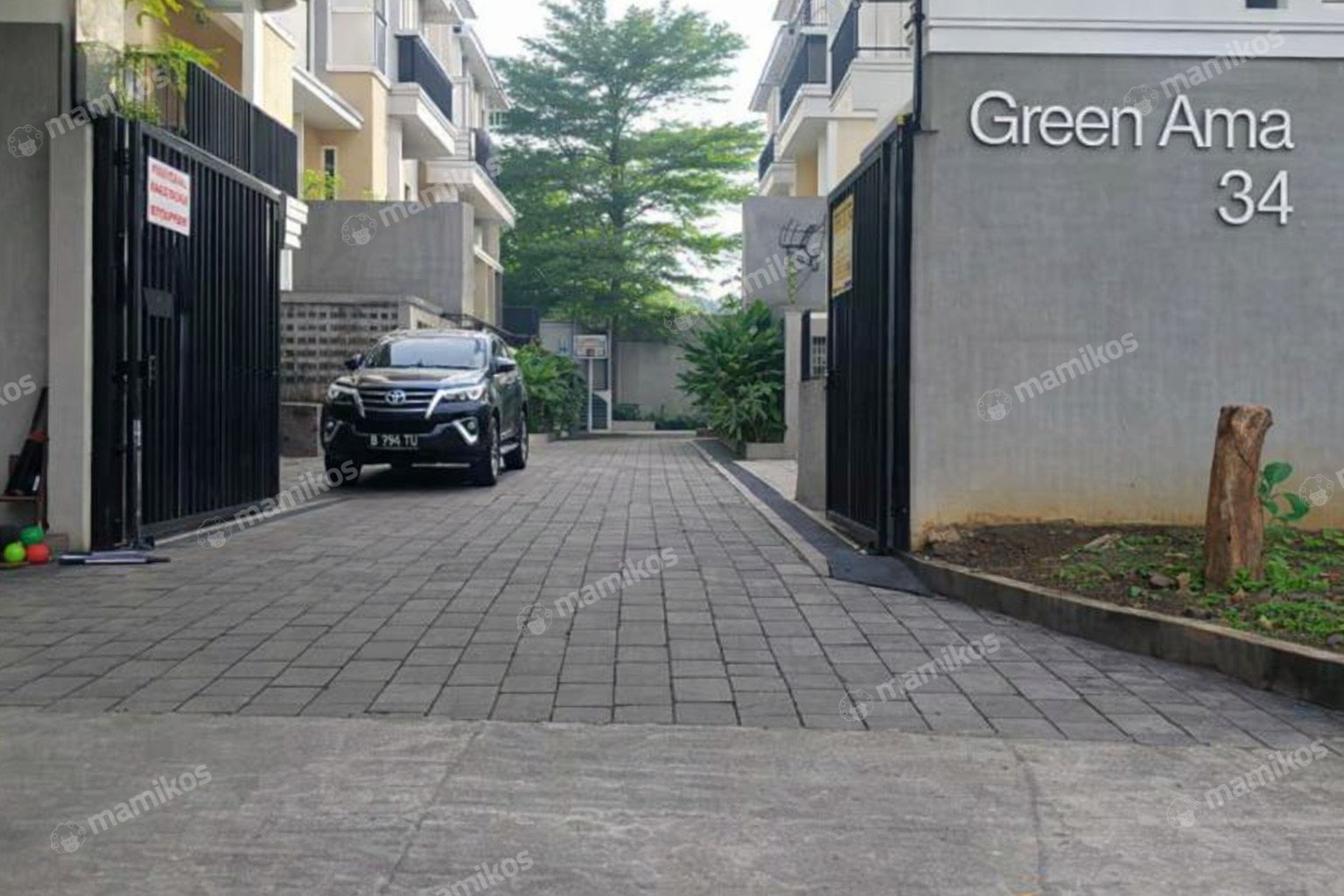 Rumah Sertifikat SHM 3 Kamar Tidur 4 Kamar Mandi Kemang Jakarta Selatan
