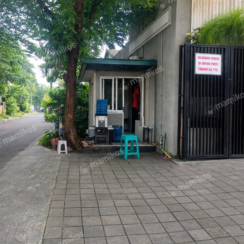 Rumah Sertifikat SHM 3 Kamar Tidur 4 Kamar Mandi Kemang Jakarta Selatan - Photo 2