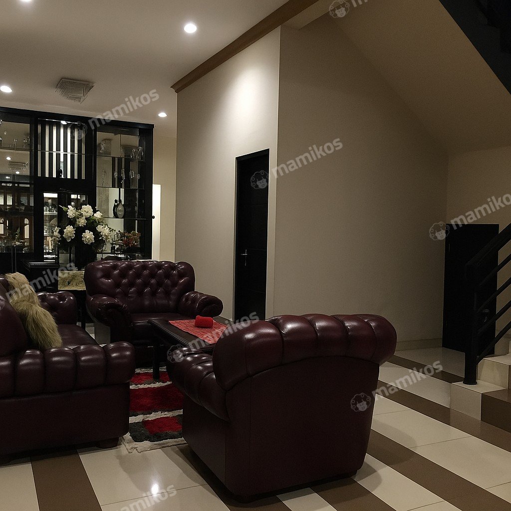 Rumah Sertifikat SHM 5 Kamar Tidur 5 Kamar Mandi Kebon Jeruk Jakarta Barat - Photo 2